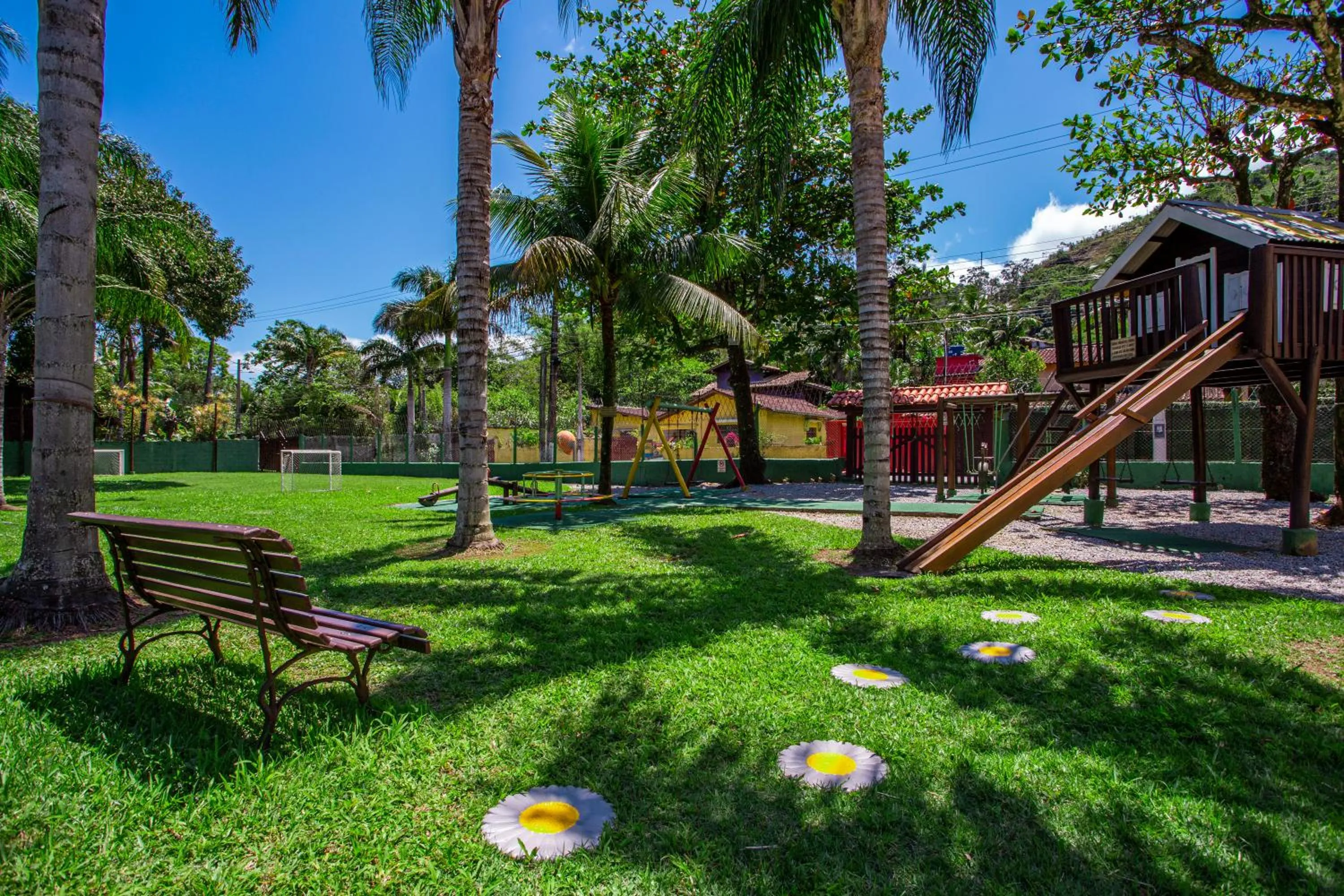 Children play ground in Ciribaí Praia Hotel