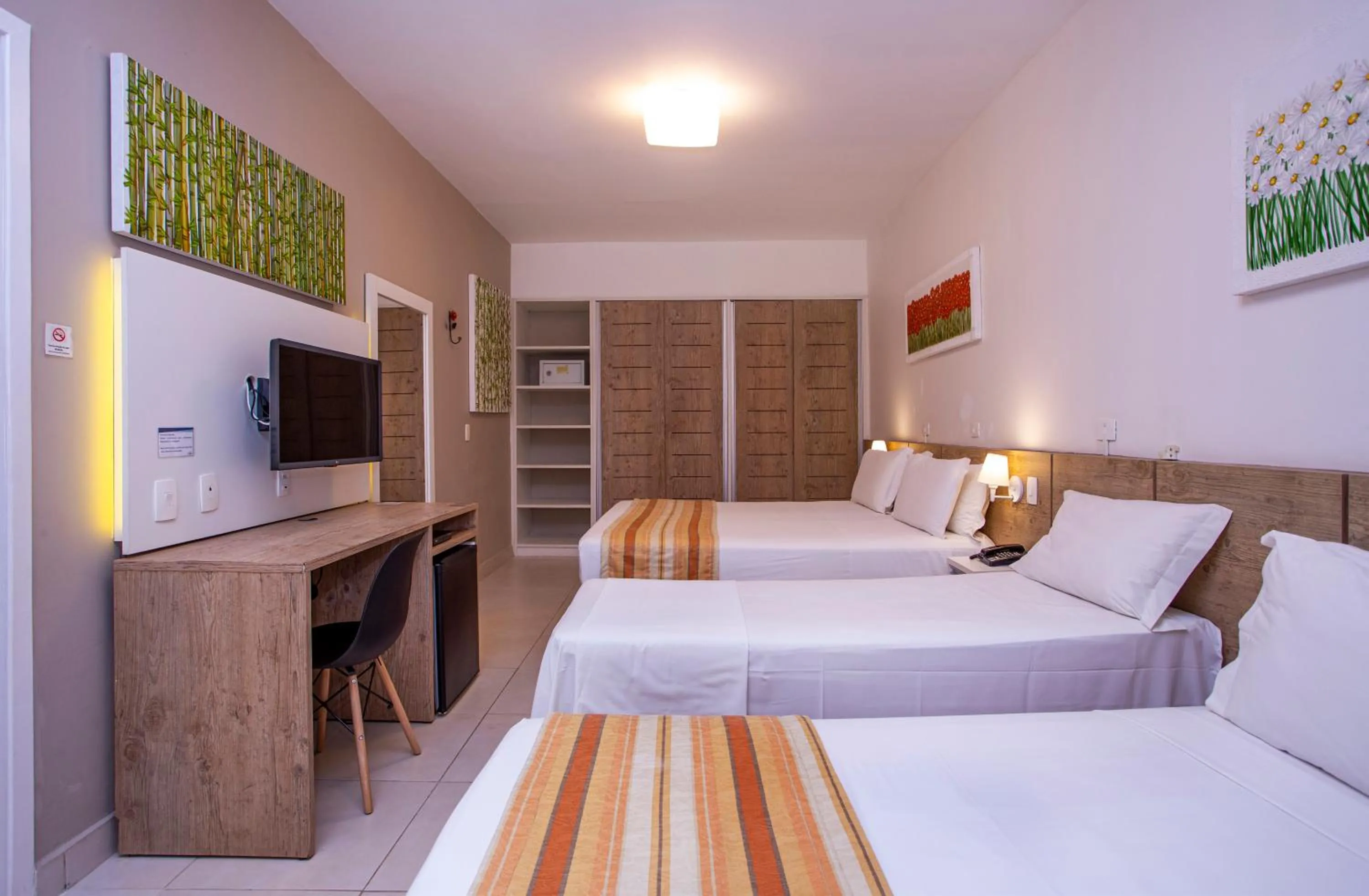 Photo of the whole room, Bed in Ciribaí Praia Hotel