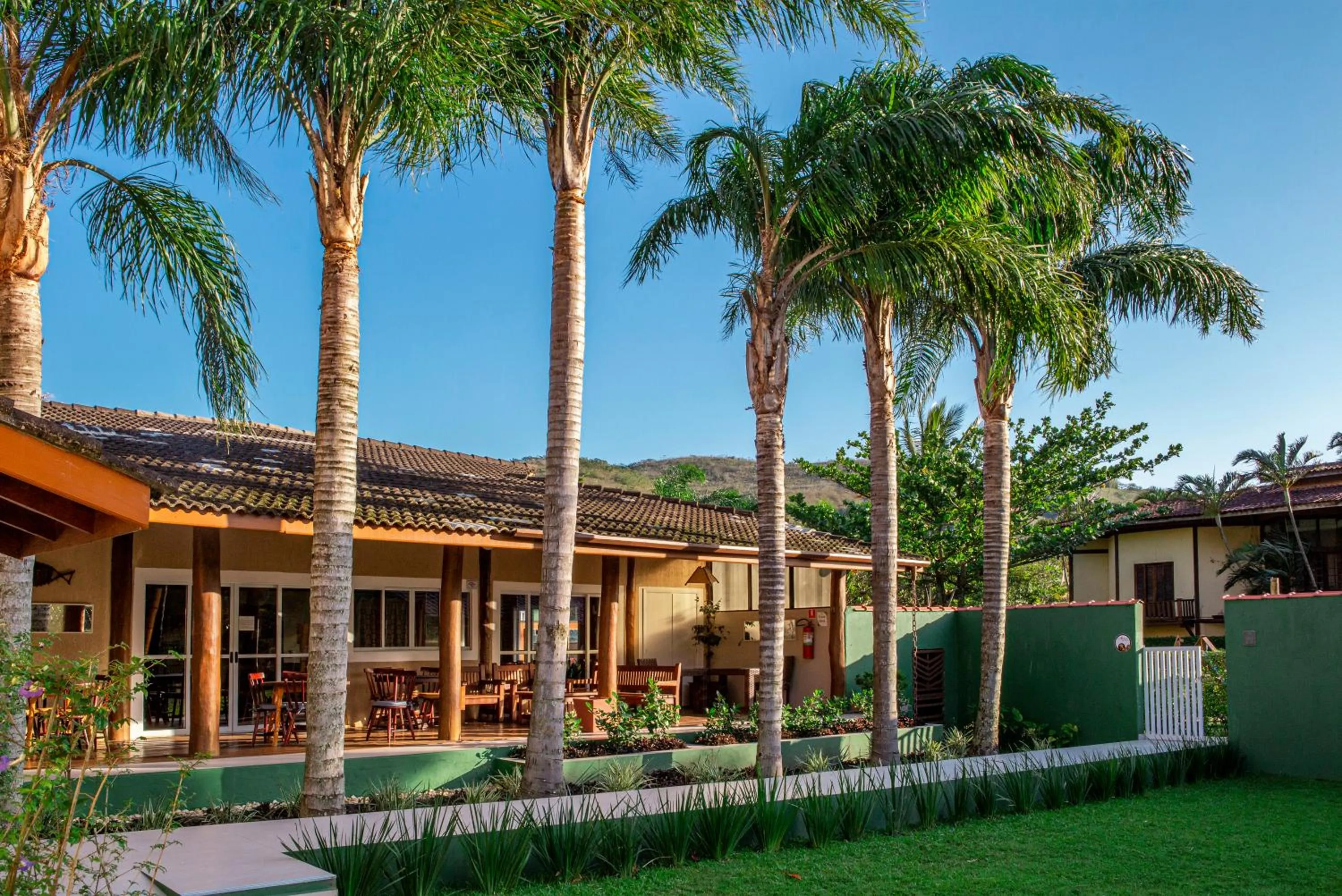 Property building in Ciribaí Praia Hotel