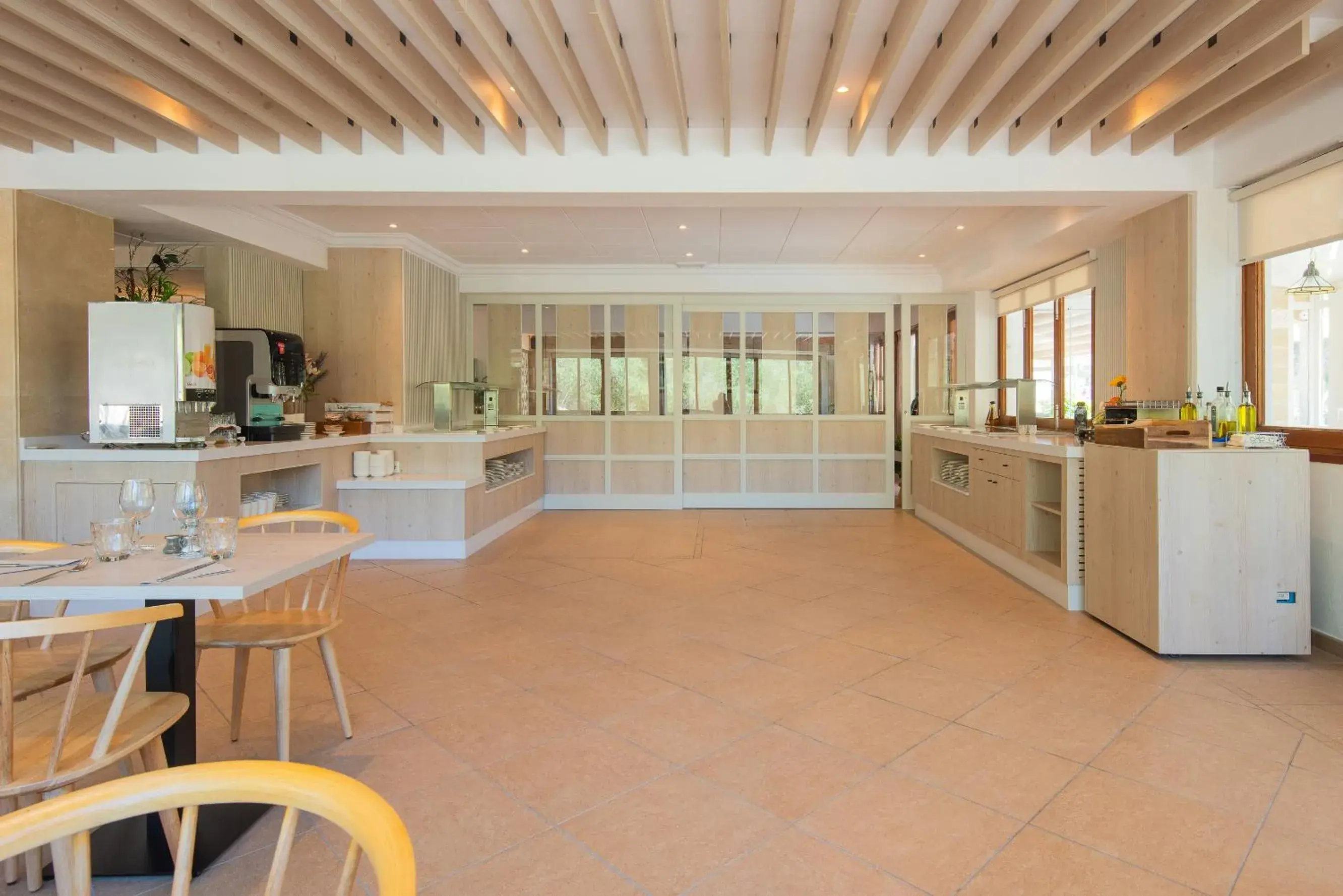 Restaurant/places to eat in Hotel Playa Mondrago Restaurant/places to eat in Hotel Playa Mondrago