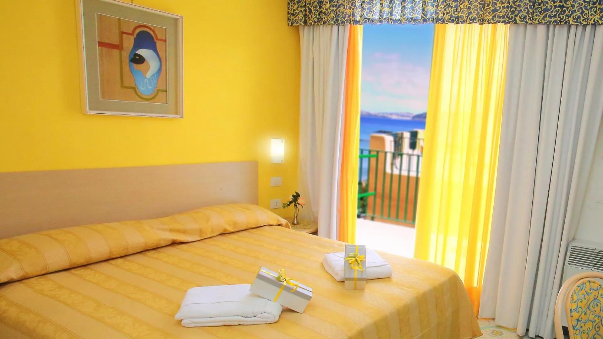 Bed in Hotel Solemare Beach & Beauty SPA