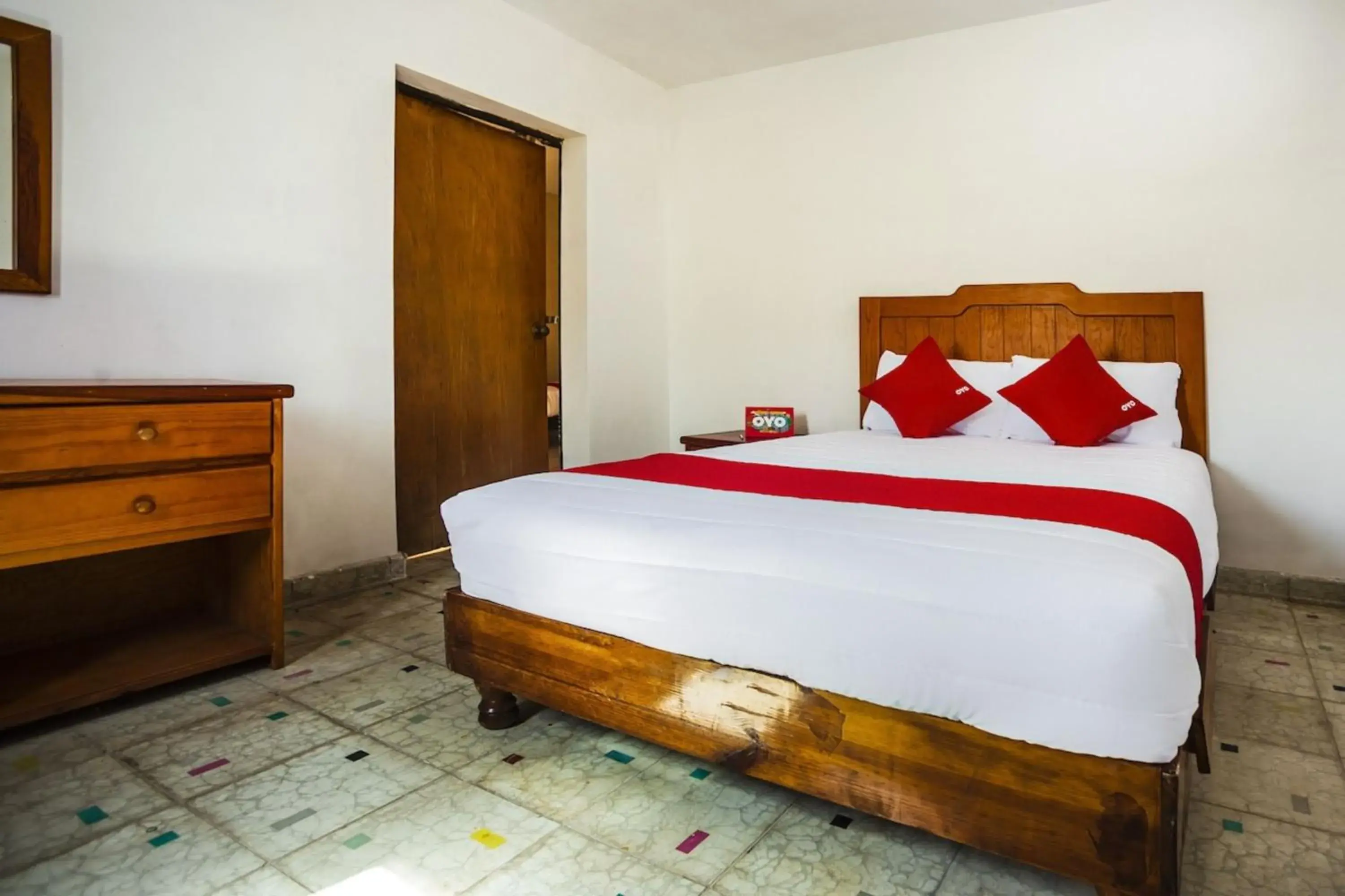 Bedroom, Bed in OYO Hotel Oasis, Matehuala Bedroom, Bed in OYO Hotel Oasis, Matehuala