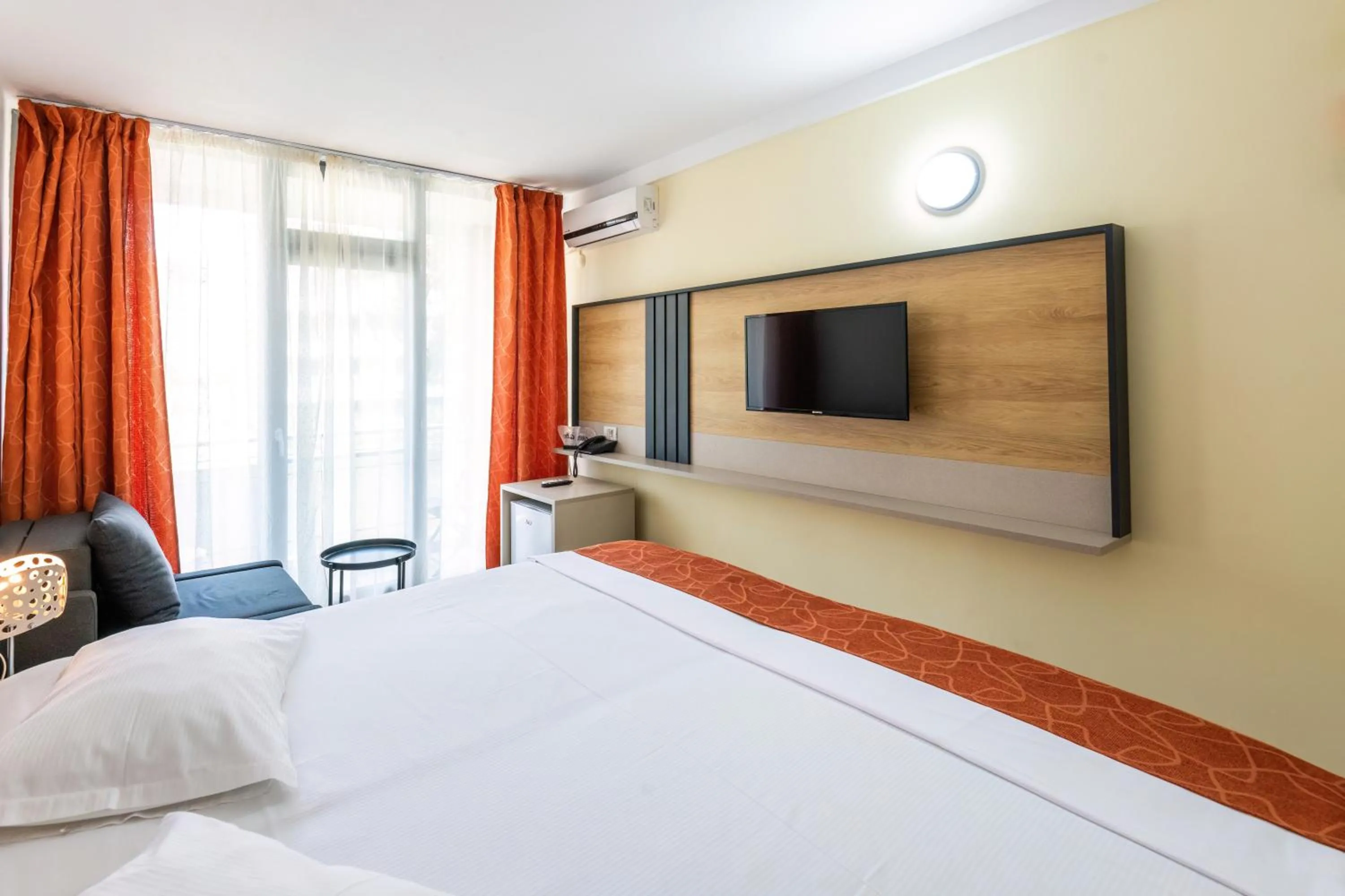 Bed in Hotel Recif
