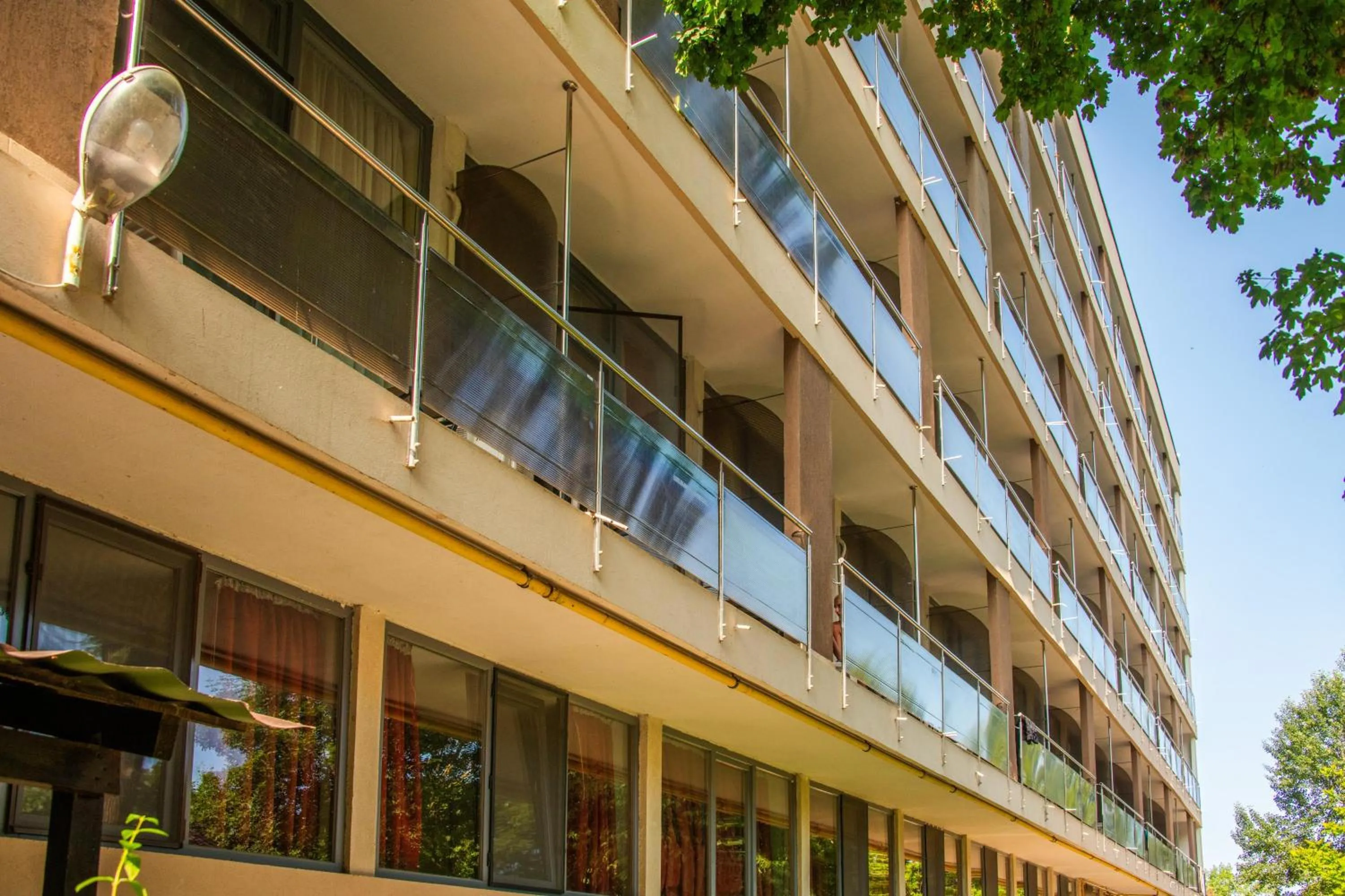 Property building in Hotel Recif