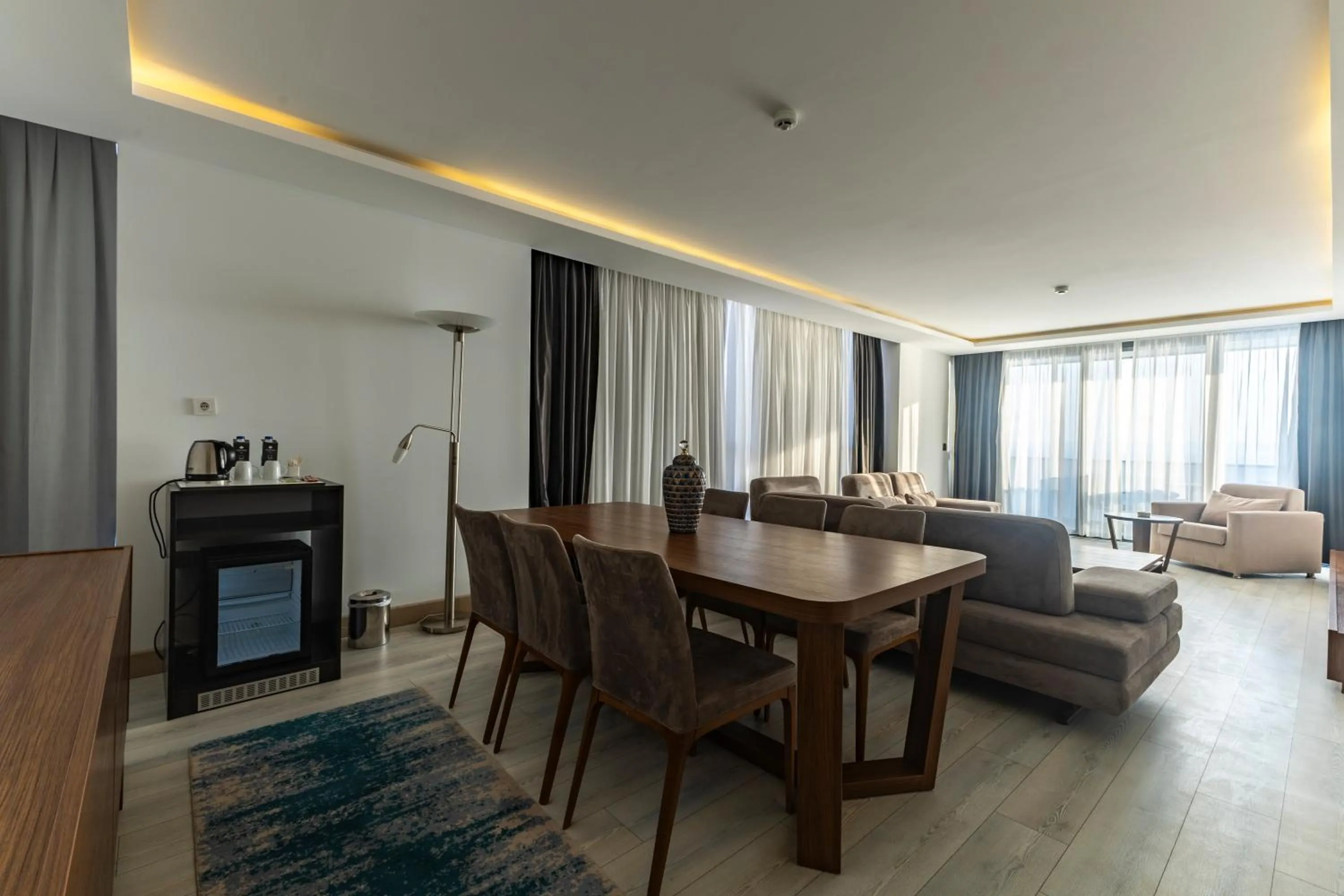 Dining area, Bed in The Nowness Luxury Hotel & Spa Adulty Only