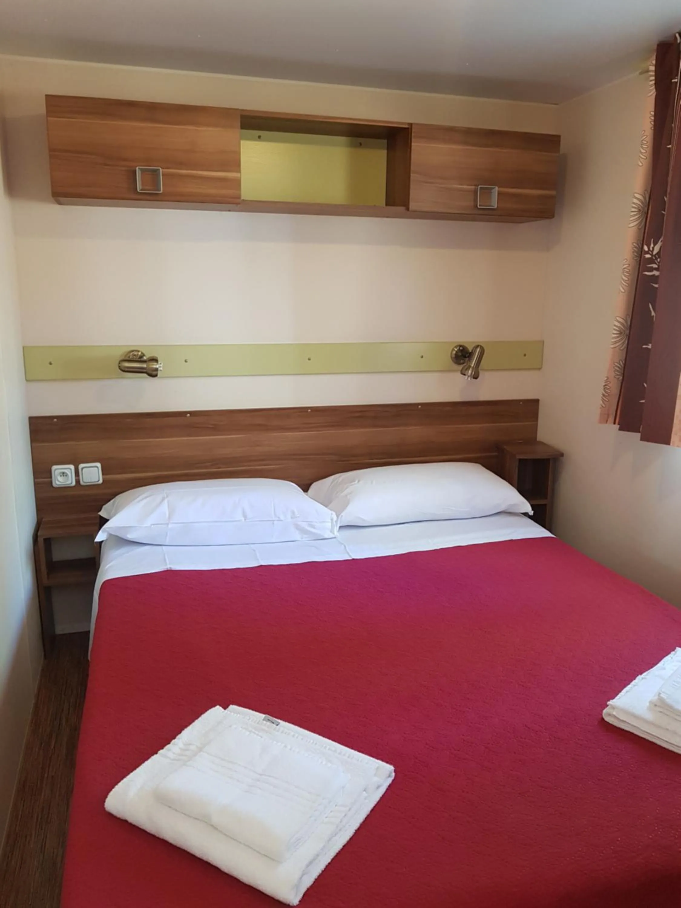 Bed in Villaggio Camping Golfo di Arzachena