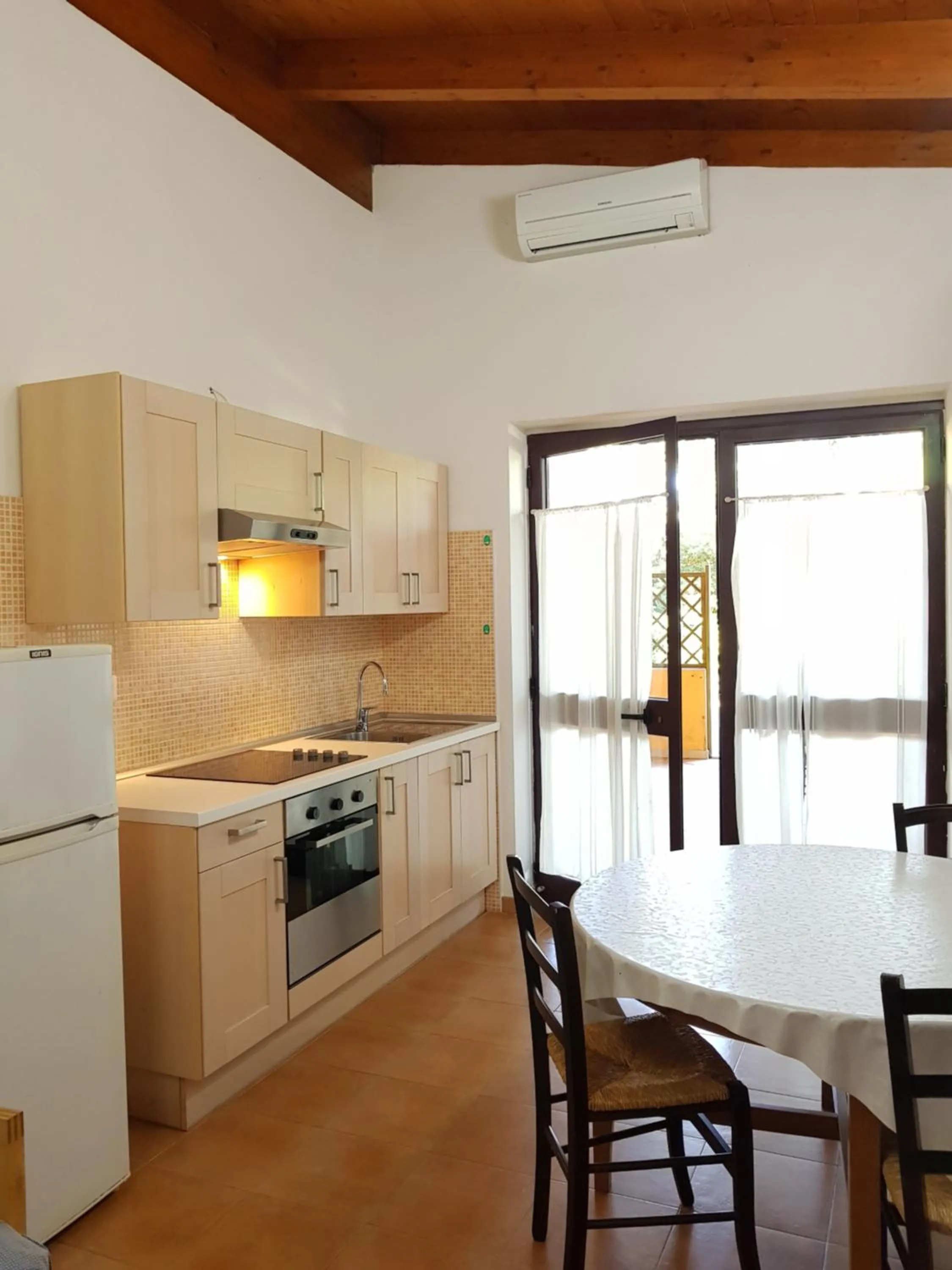 Kitchen or kitchenette in Villaggio Camping Golfo di Arzachena