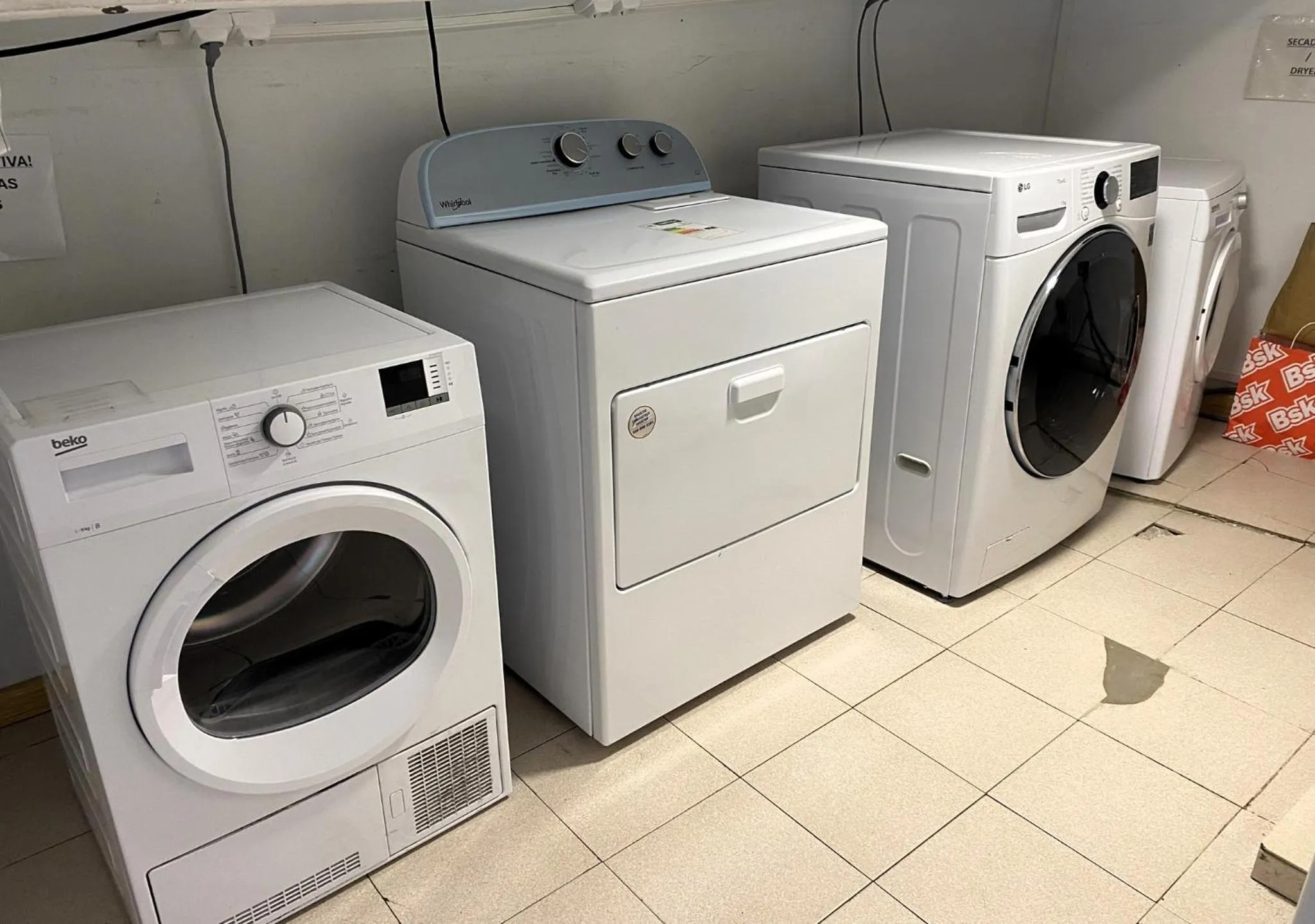 laundry in Alberg Els Andes