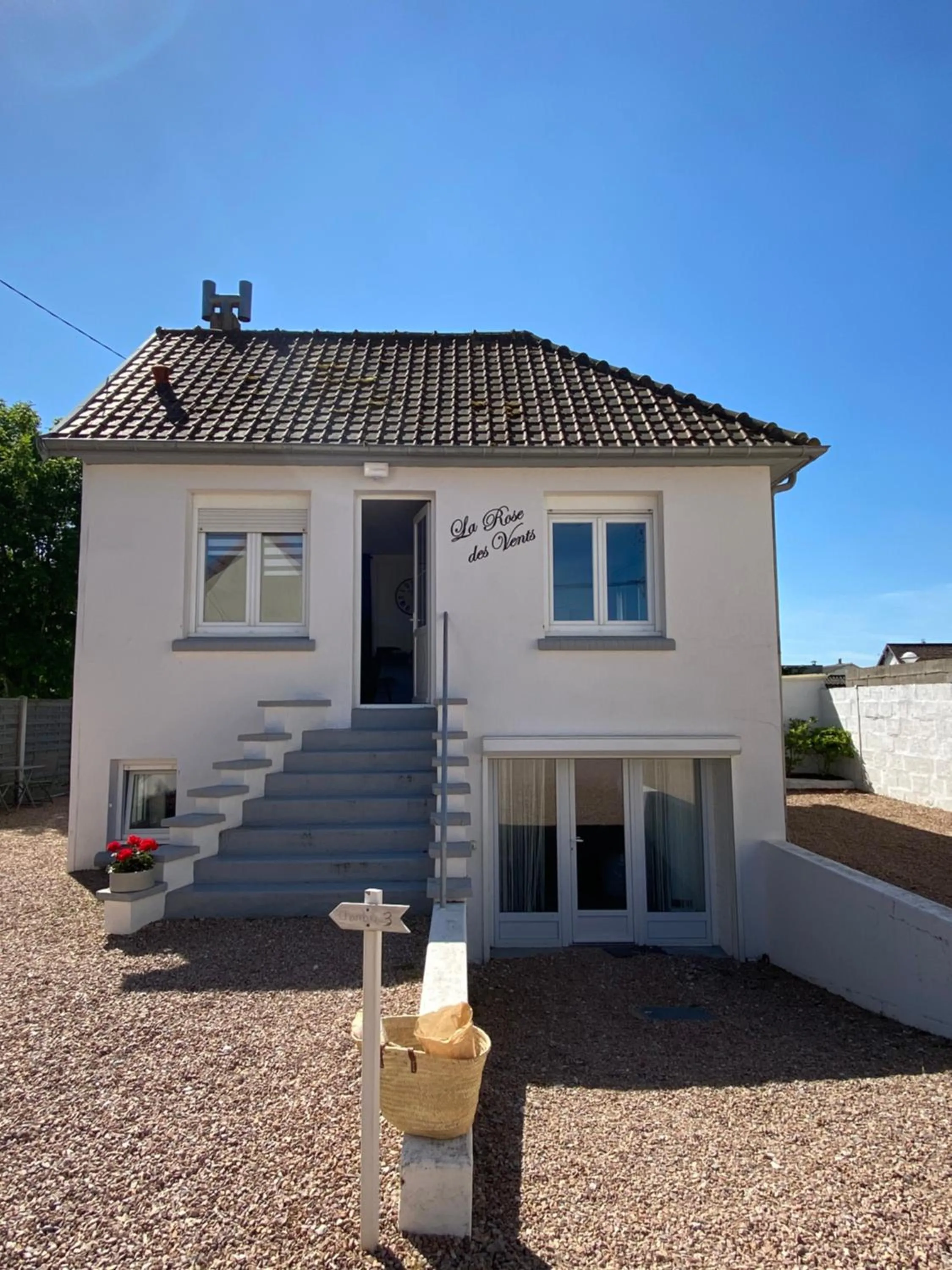 Property building in La Rose des Vents