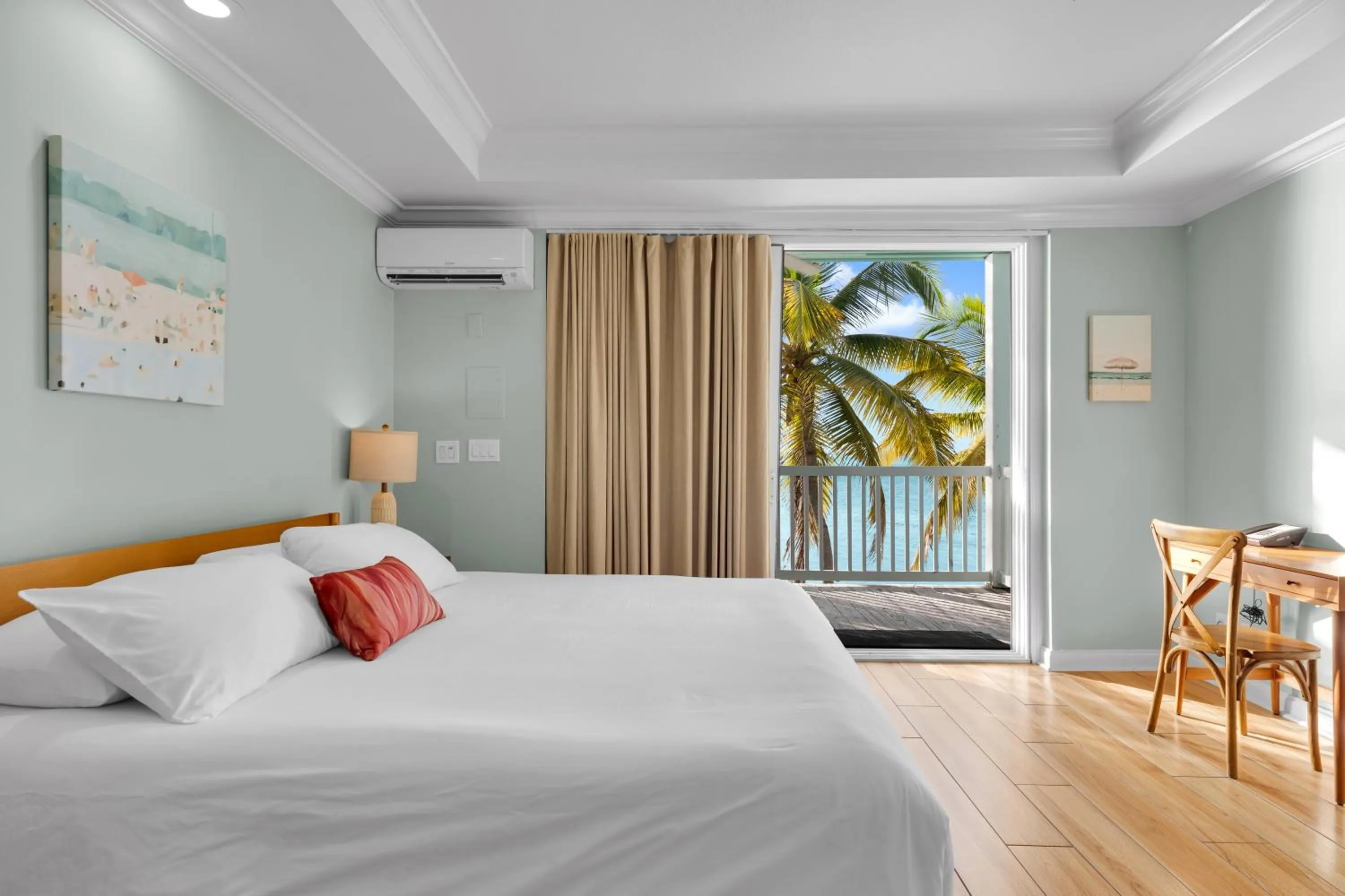 Bed in Lime Tree Bay Resort