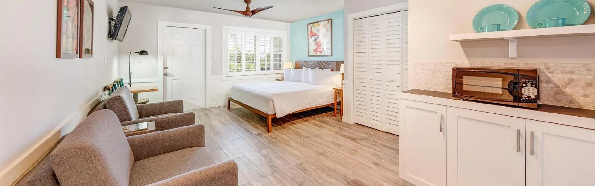 Photo of the whole room, Bed in Lime Tree Bay Resort