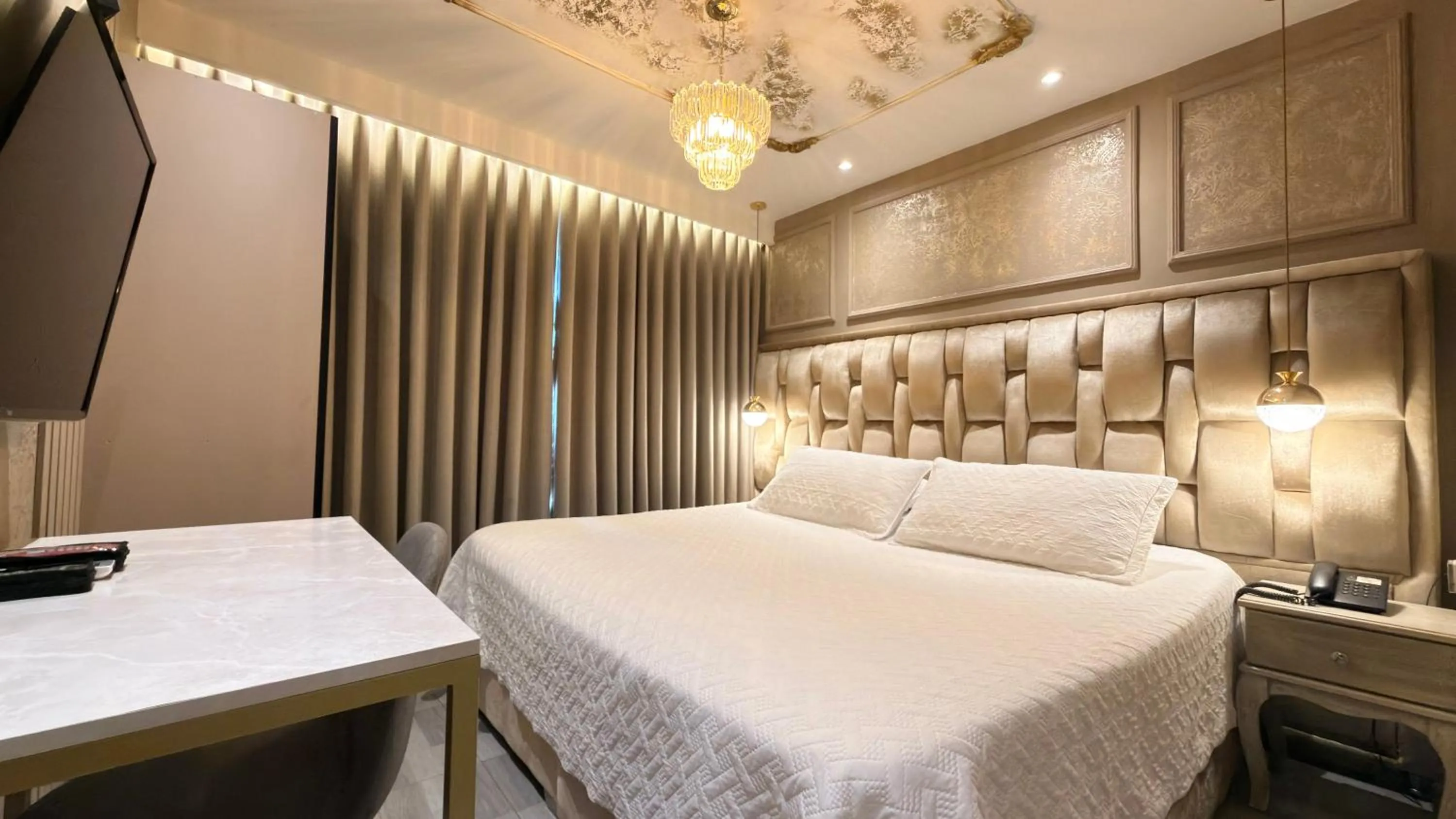 Hotel Paris Carré
