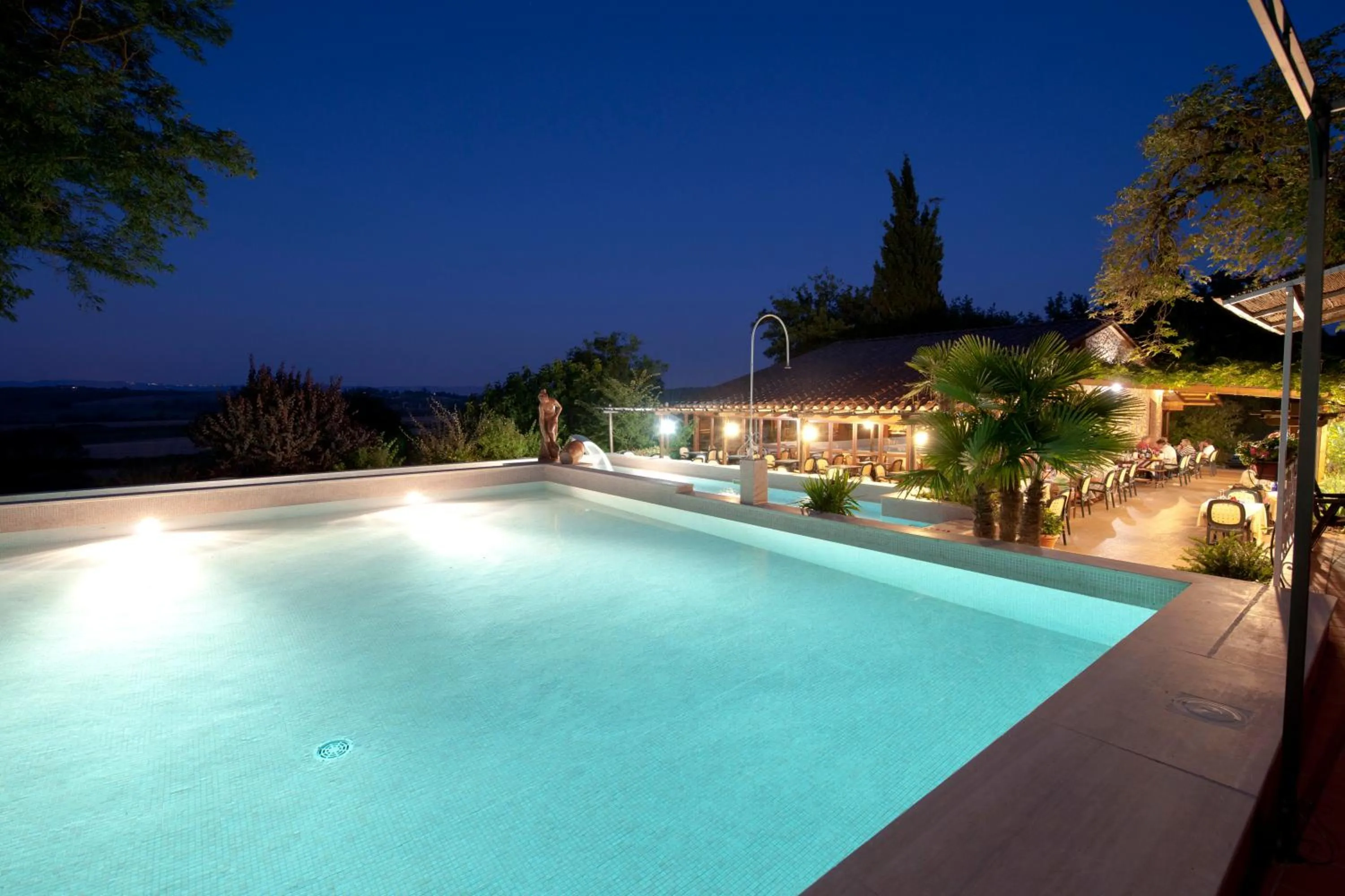 Facade/entrance in Hotel Il Pietreto