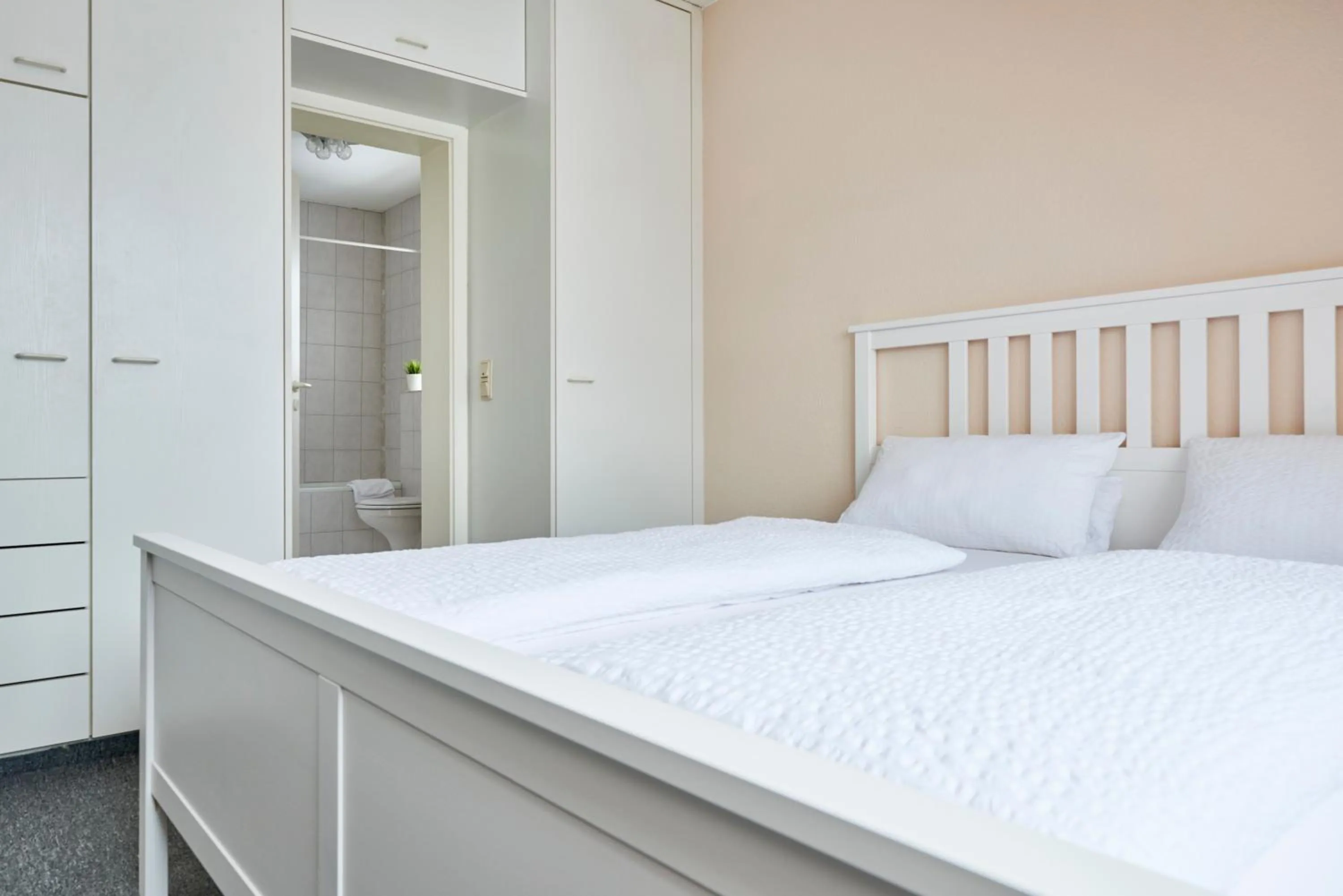 Bedroom, Bed in Hotel Asslar