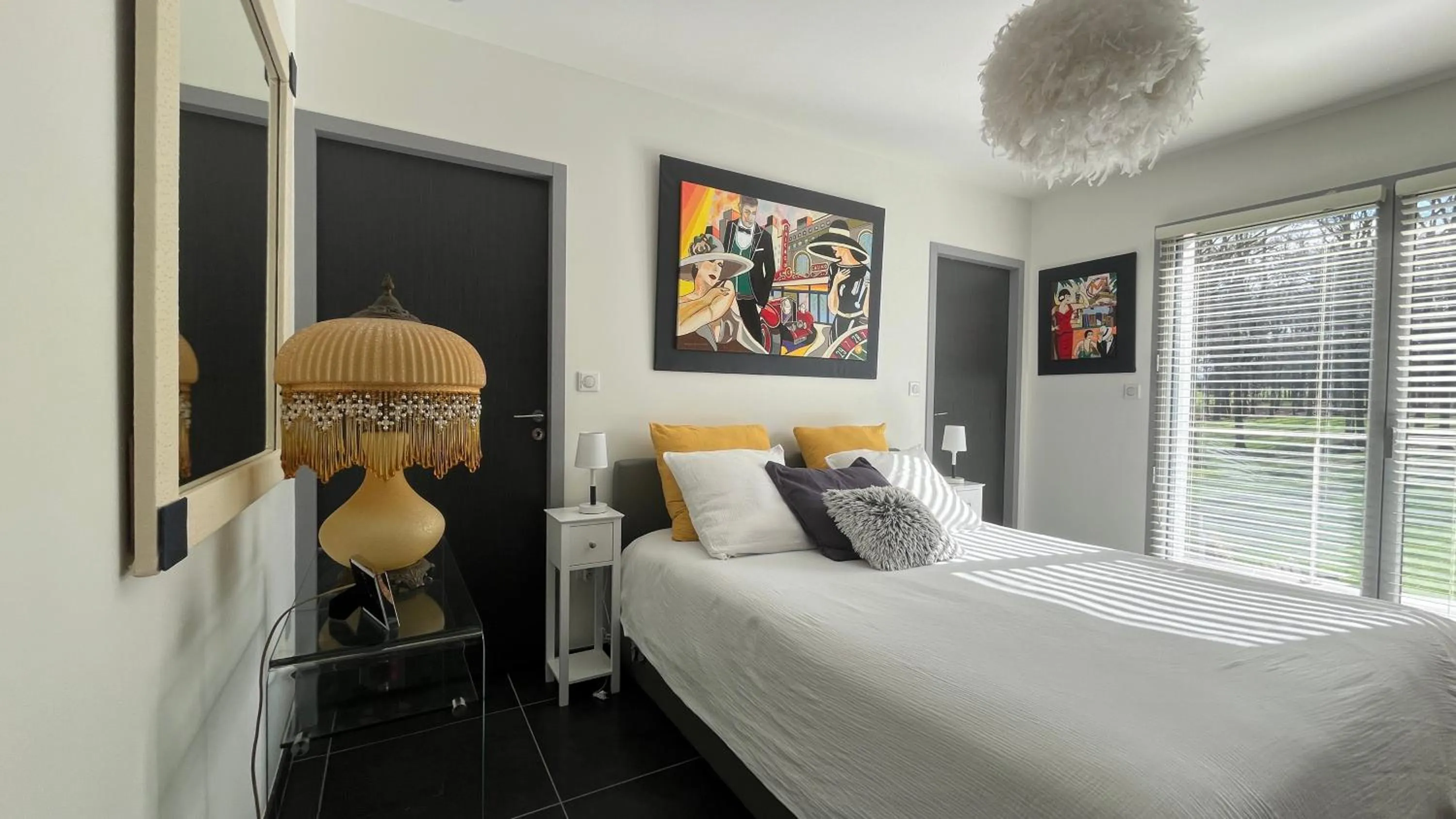 Bed in Domaine Georges V