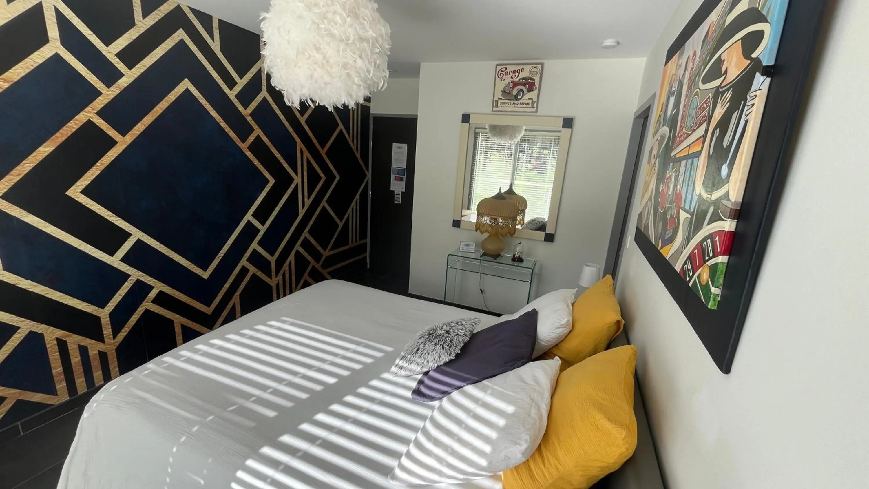 Bed in Domaine Georges V