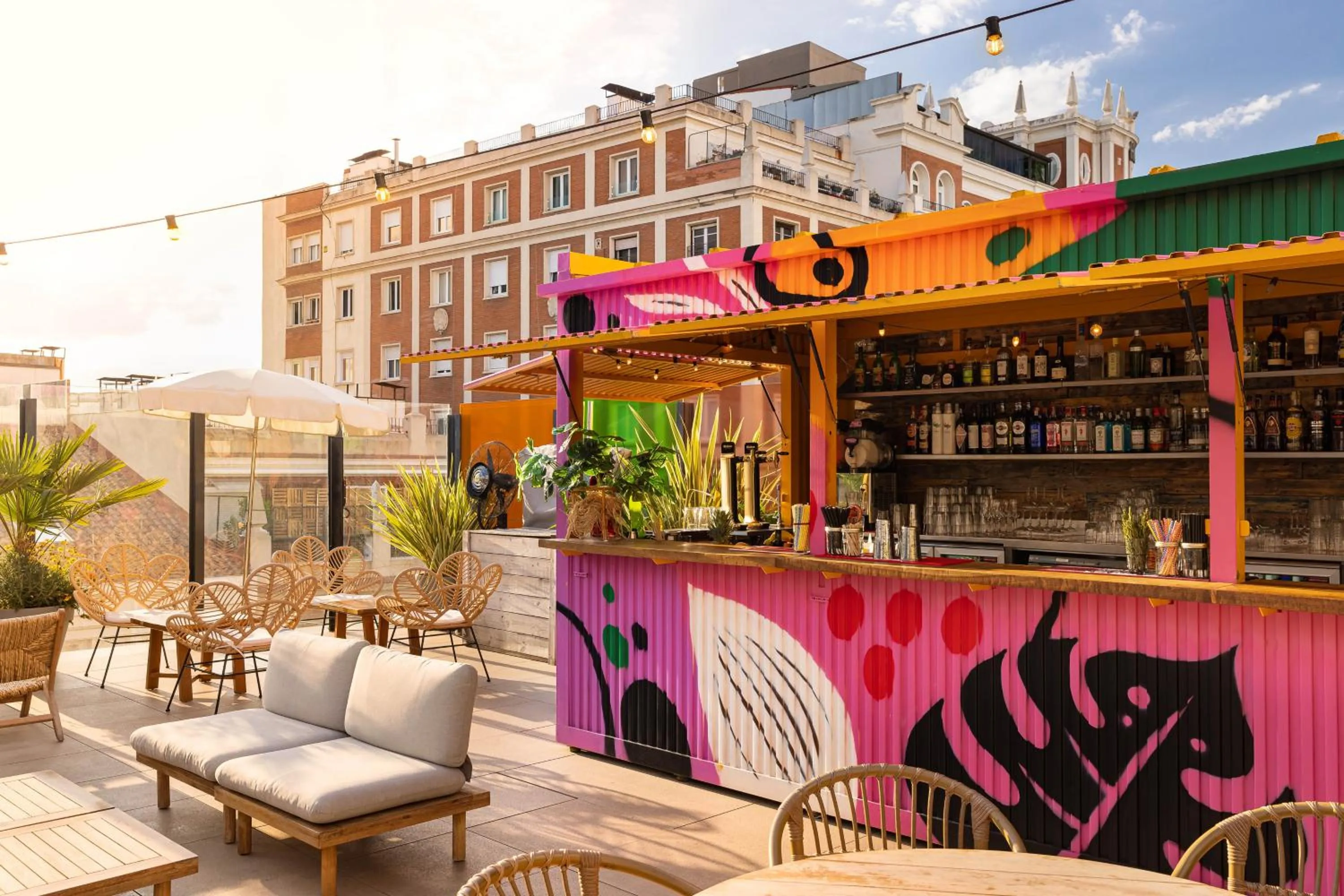 Restaurant/places to eat in Generator Madrid