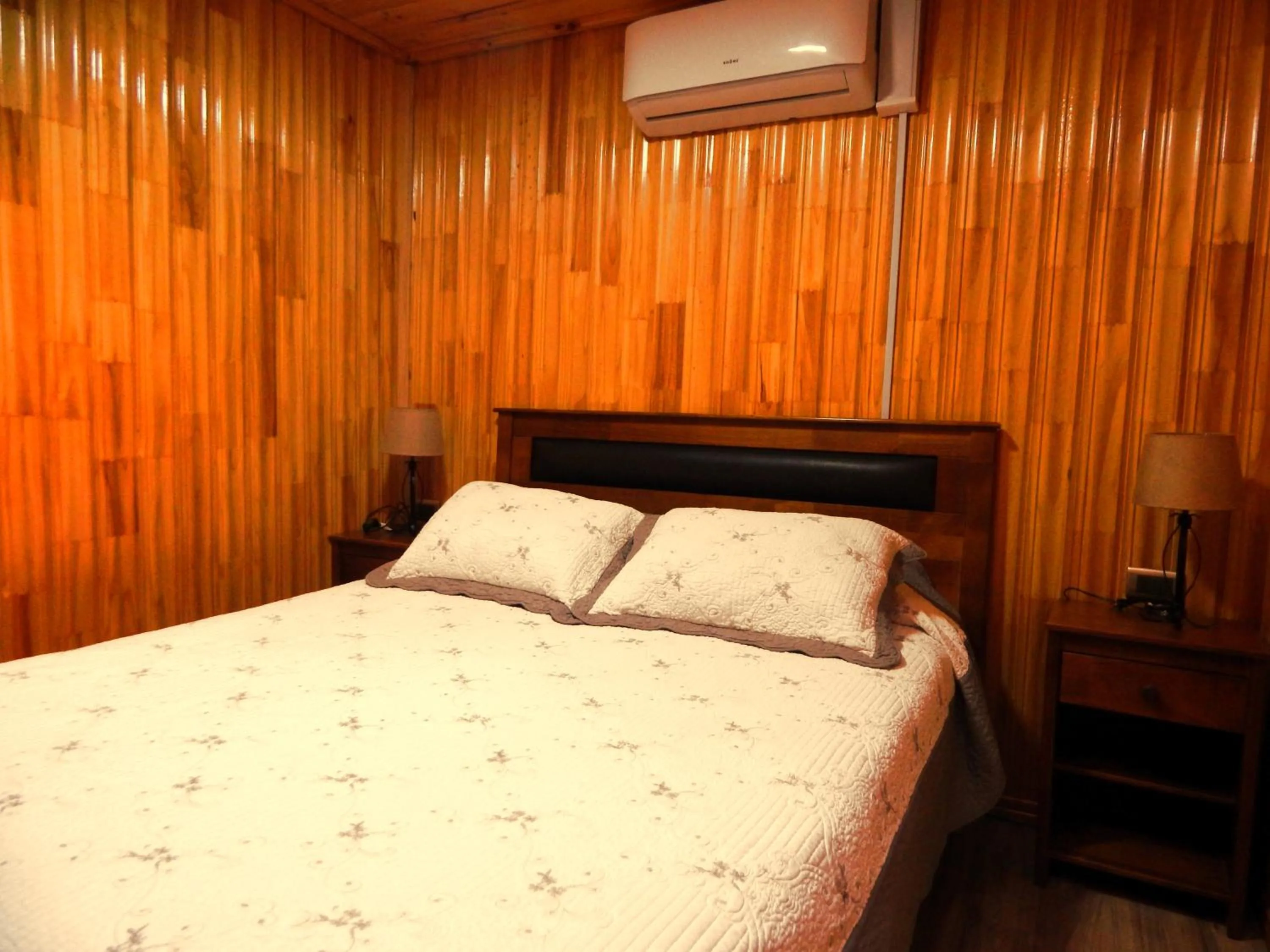 Bed in Hostal Plaza Maule