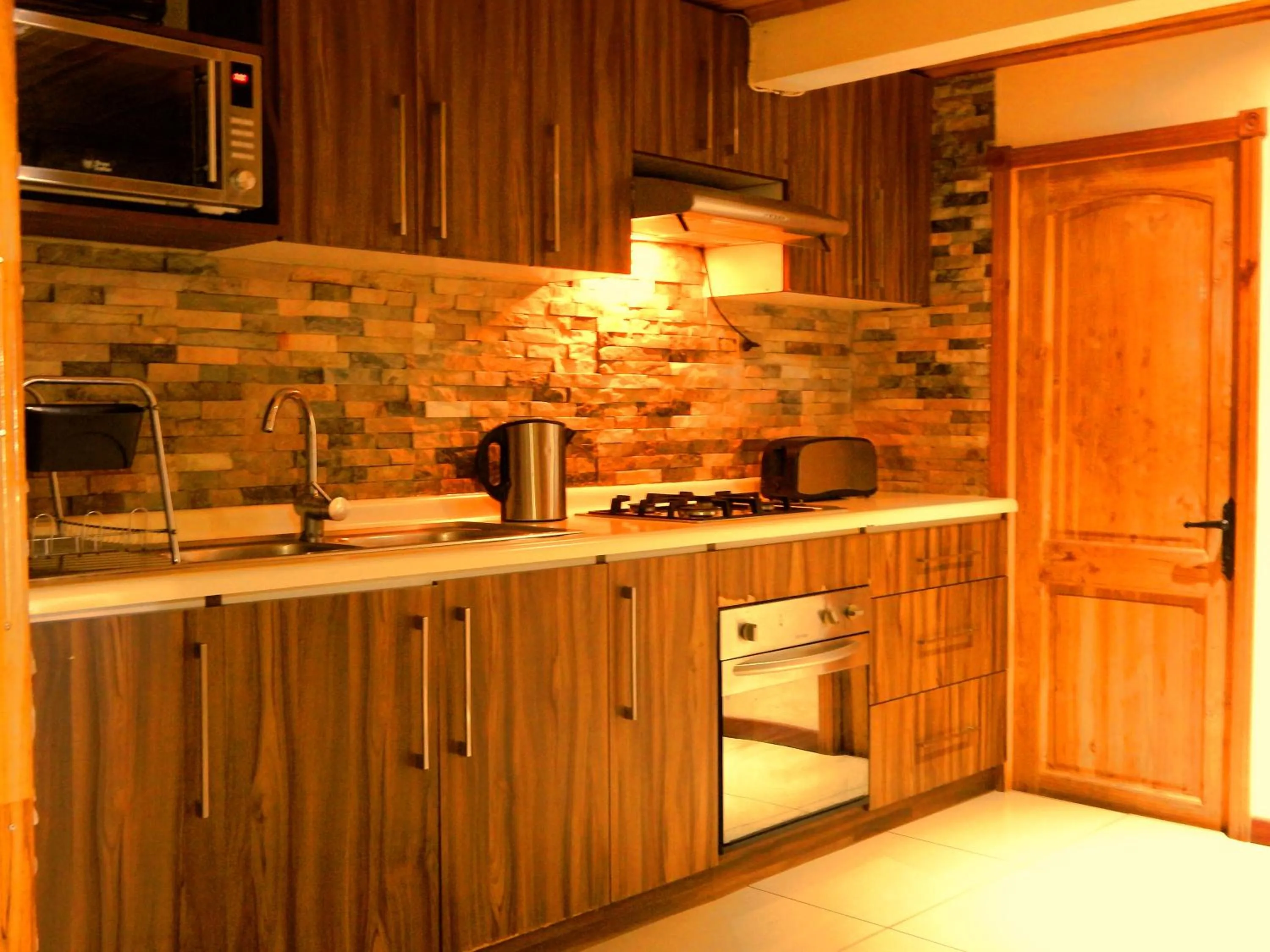 Kitchen or kitchenette in Hostal Plaza Maule