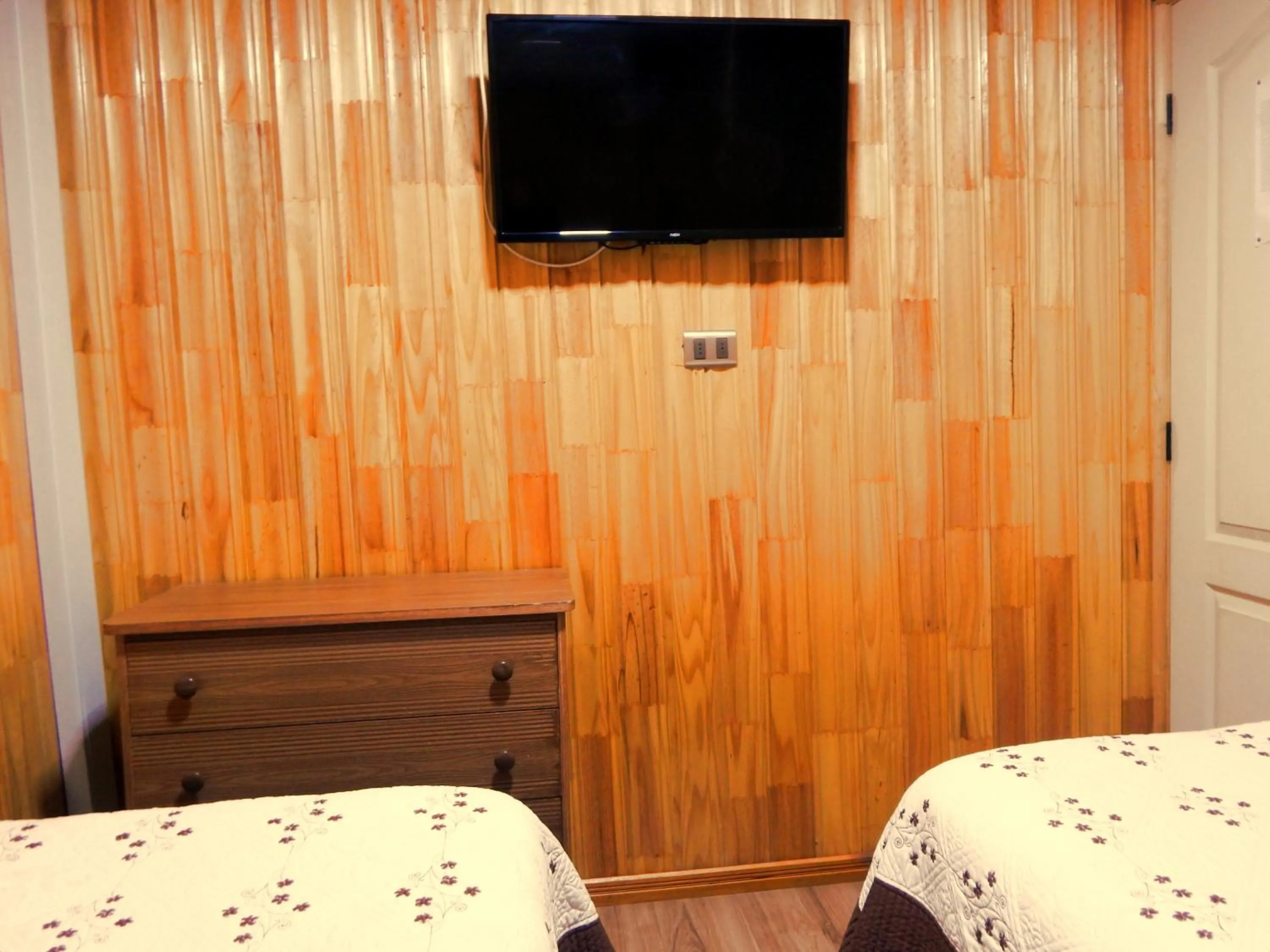 Bed in Hostal Plaza Maule