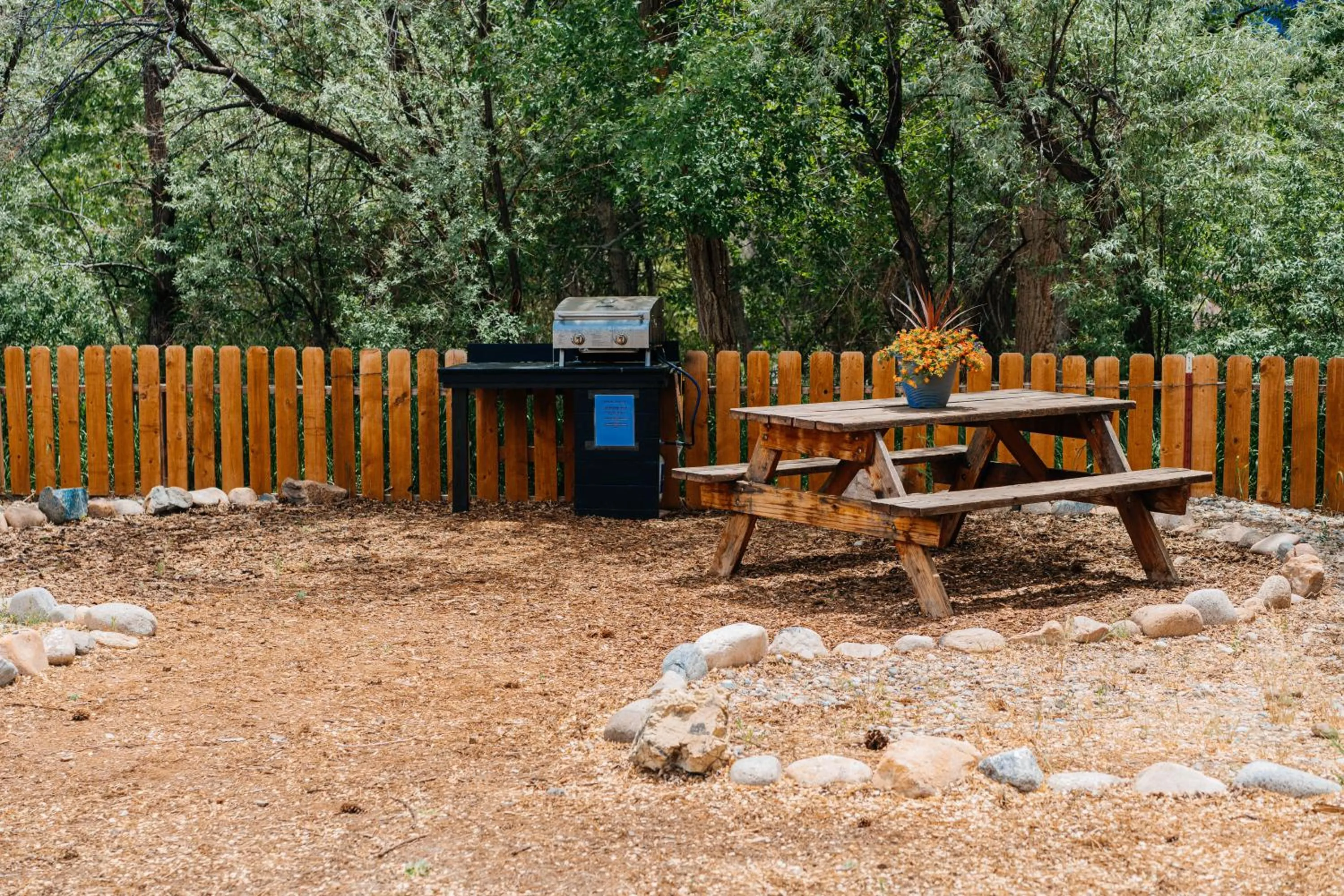 BBQ facilities in Salida Inn & Monarch Suites