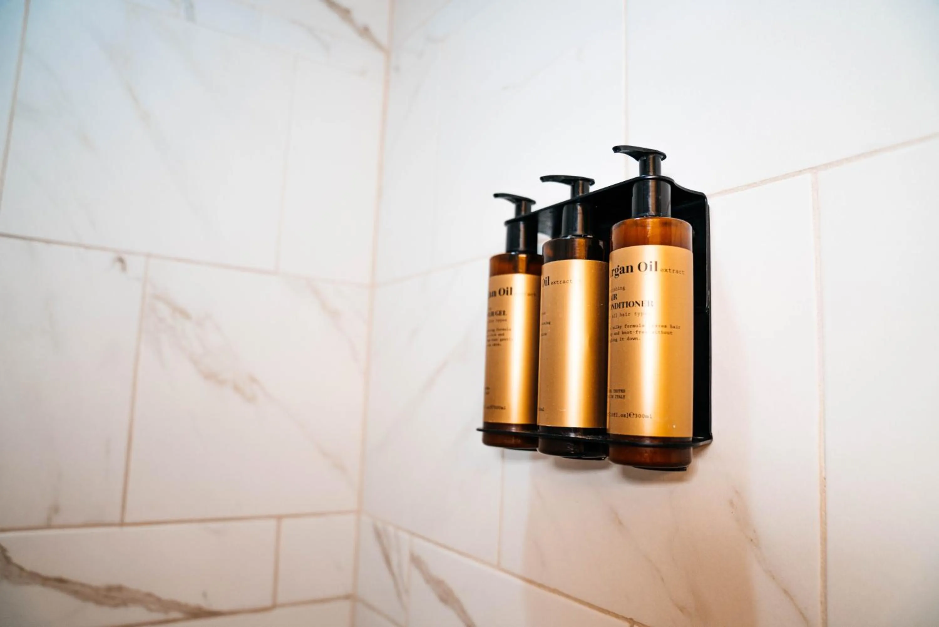 Bathroom in Salida Inn & Monarch Suites