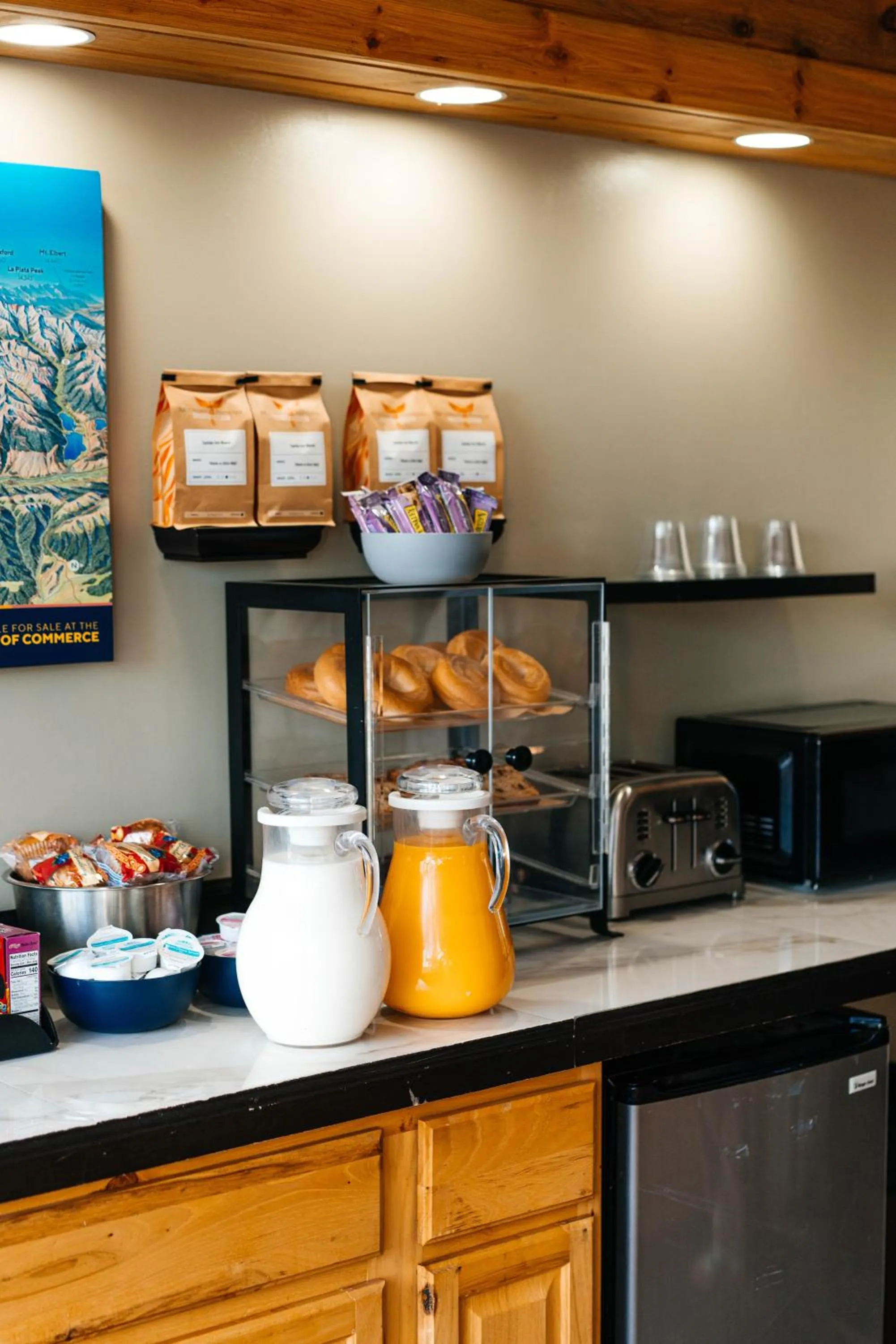 Breakfast in Salida Inn & Monarch Suites