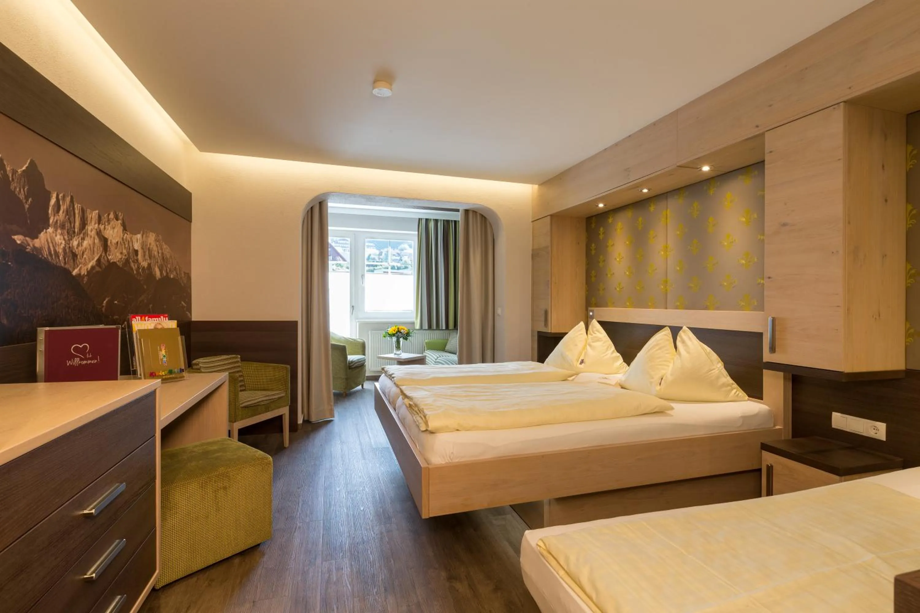 Bedroom, Bed in Bliem's Familienhotel