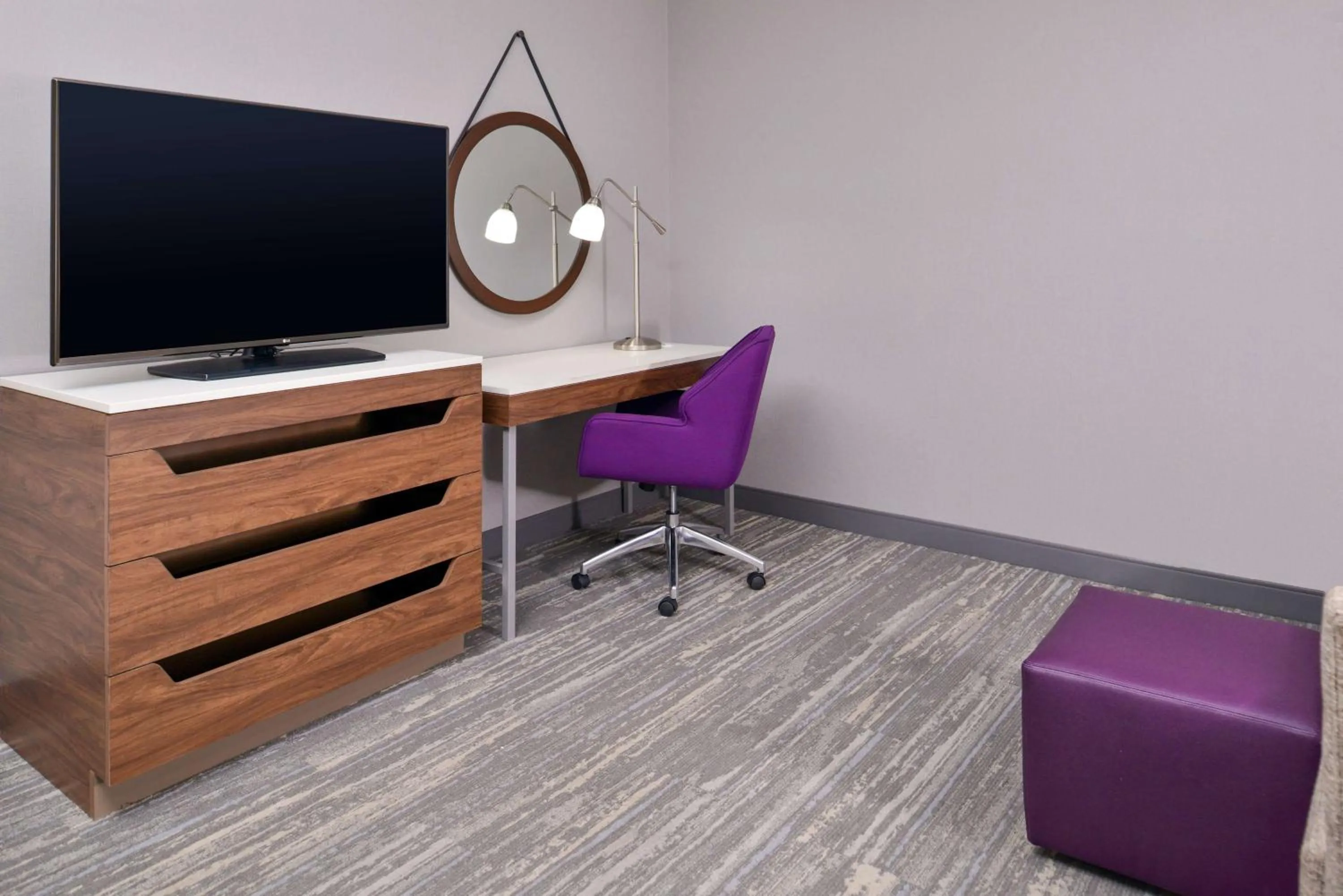 Bedroom in Hampton Inn & Suites Boise/Spectrum