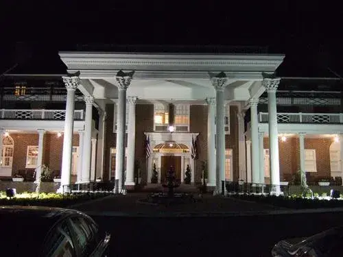 Facade/entrance in The Mimslyn Inn Facade/entrance in The Mimslyn Inn