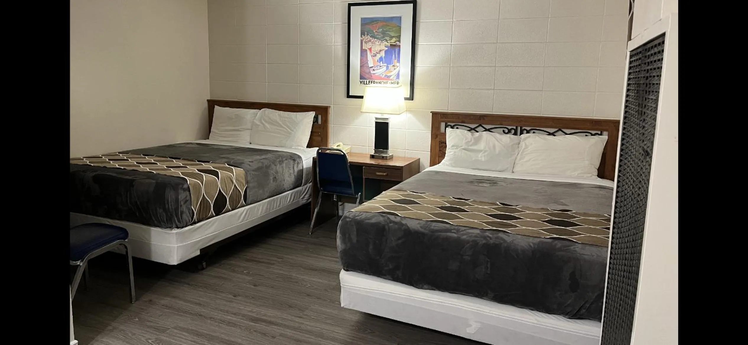 Bed in West Castle Motel