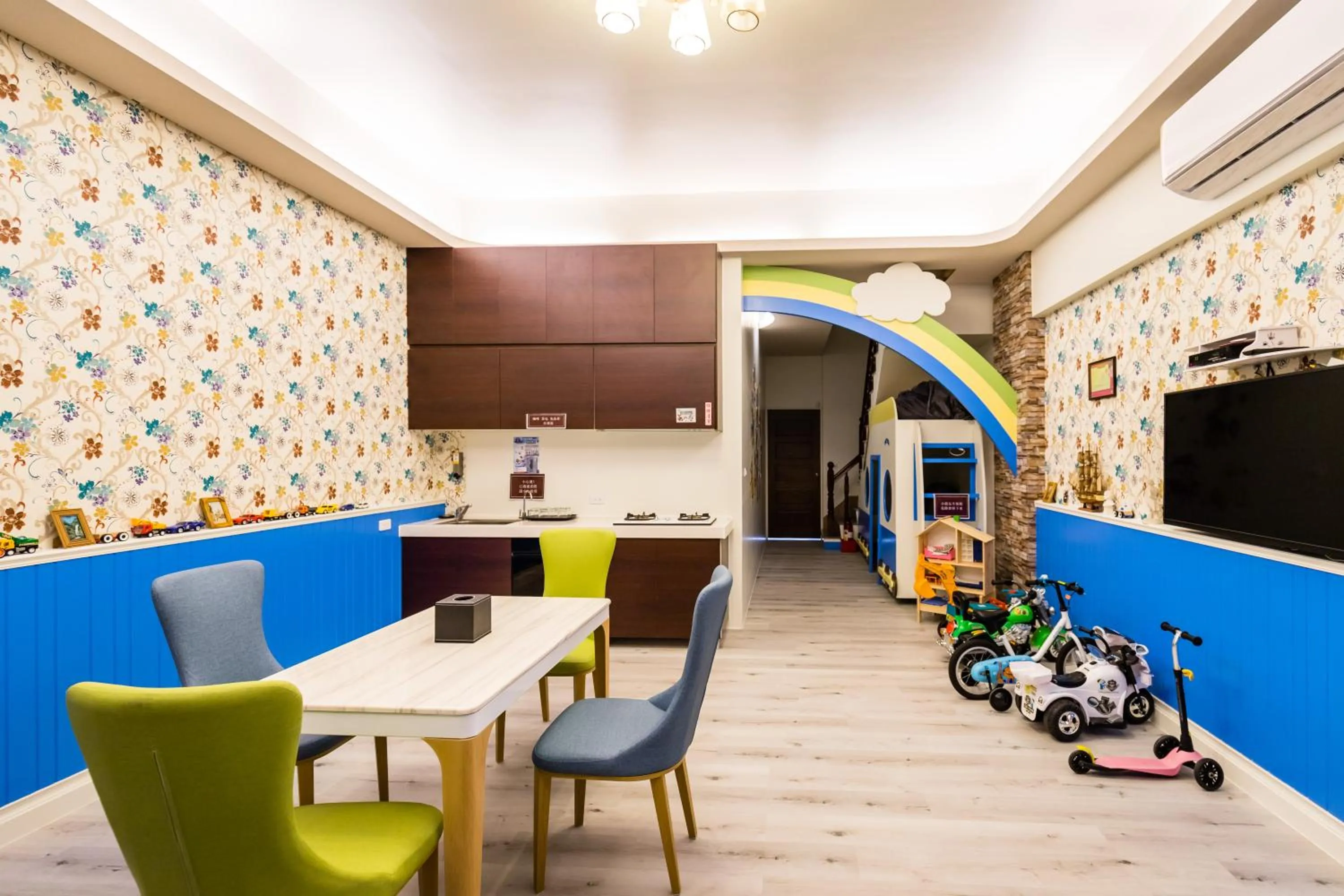 Living room in The Hide Bed and breakfast