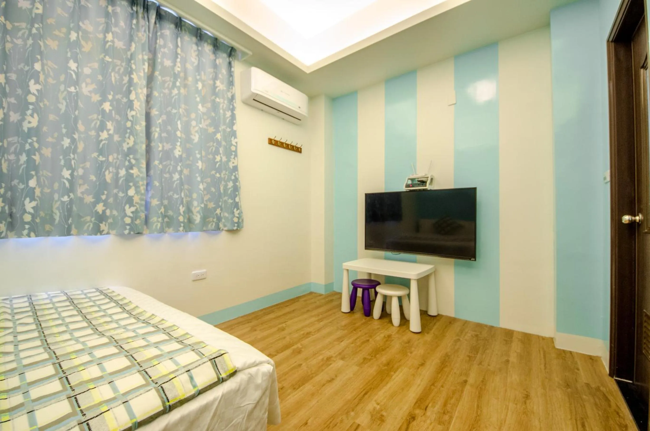 The Hide Bed and breakfast