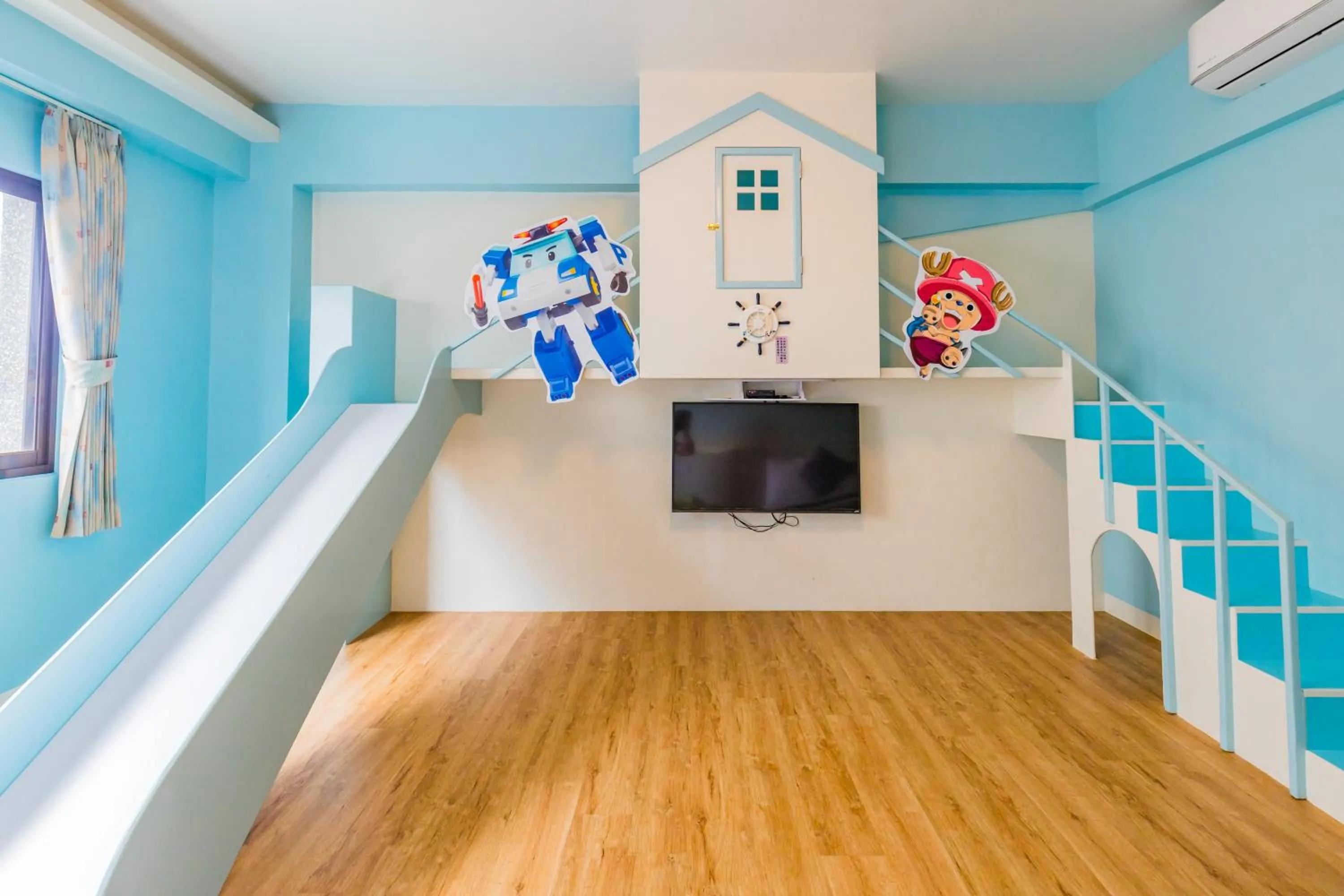 Bedroom in The Hide Bed and breakfast