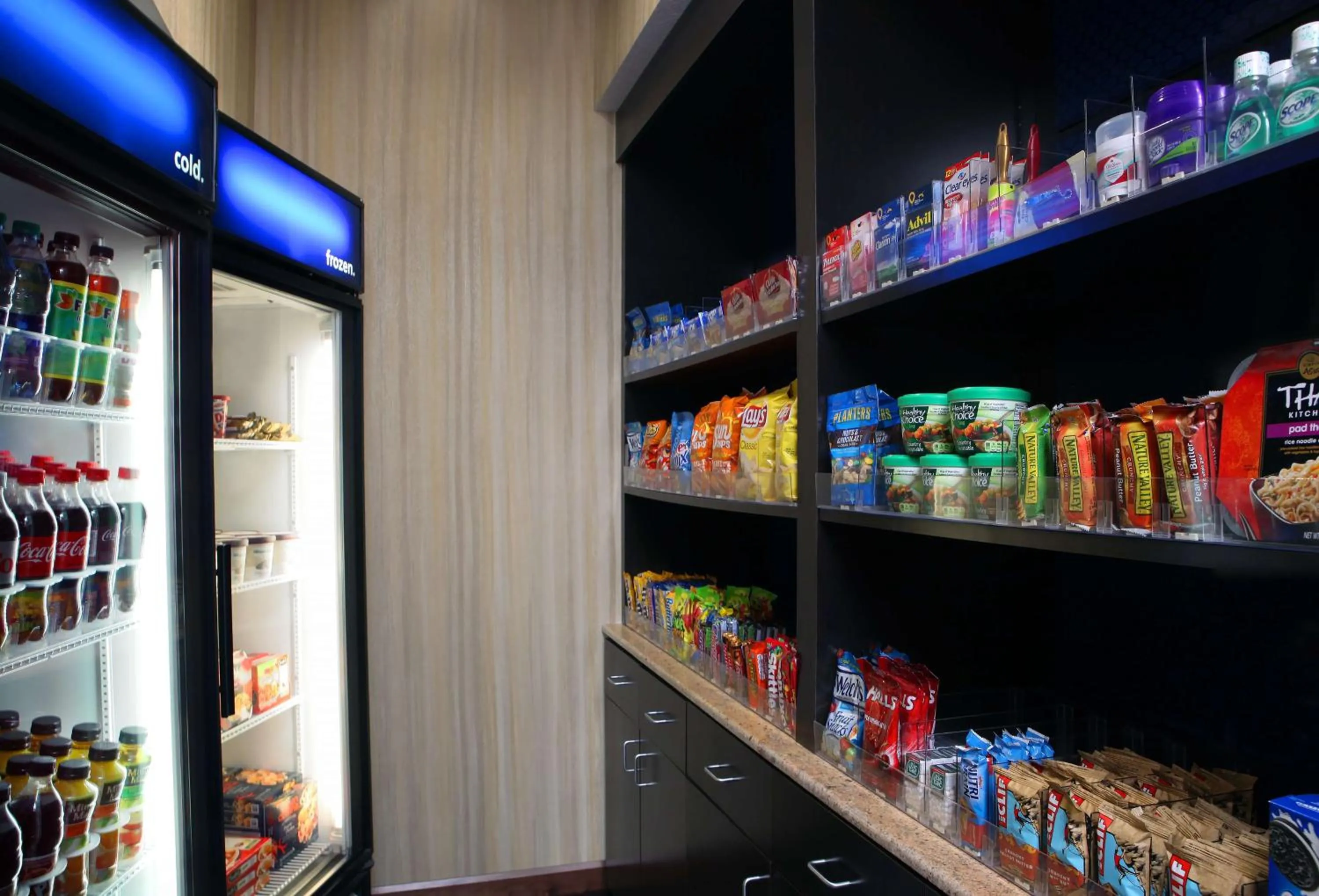 Restaurant/places to eat in Hampton Inn & Suites Fargo Medical Center