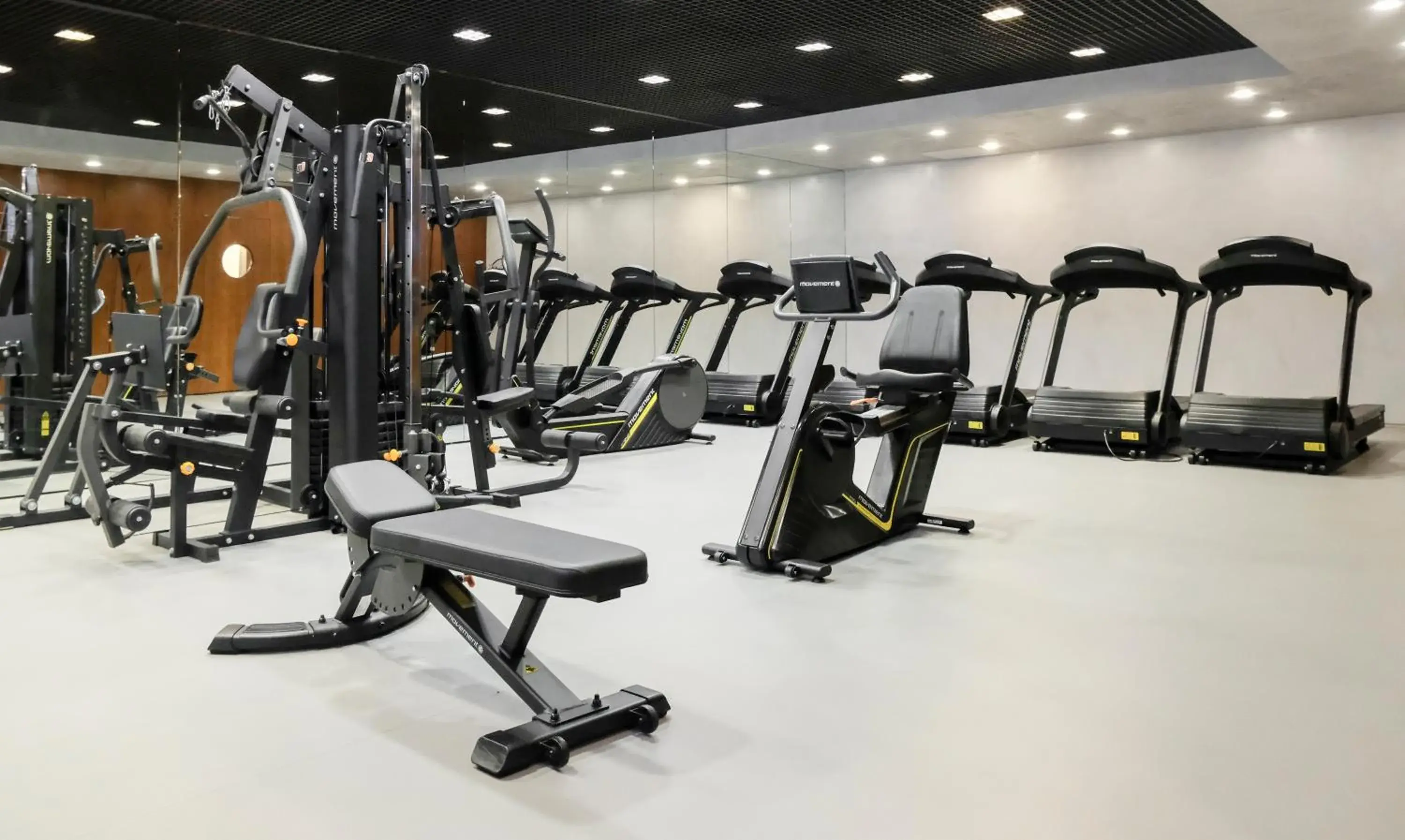 Fitness centre/facilities in B Hotel Brasilia Fitness centre/facilities in B Hotel Brasilia