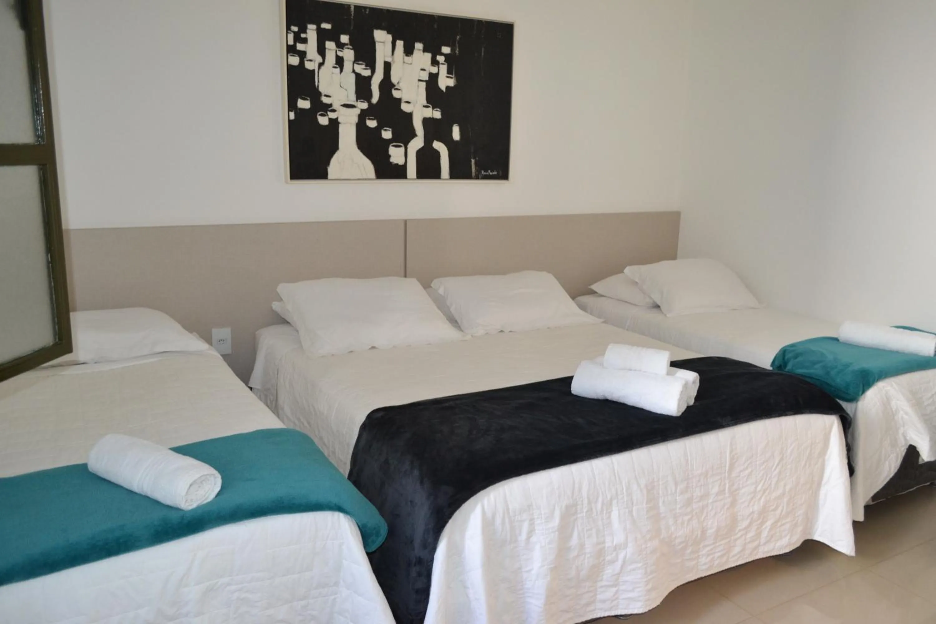 Bedroom, Bed in Pousada Suítes do Lago