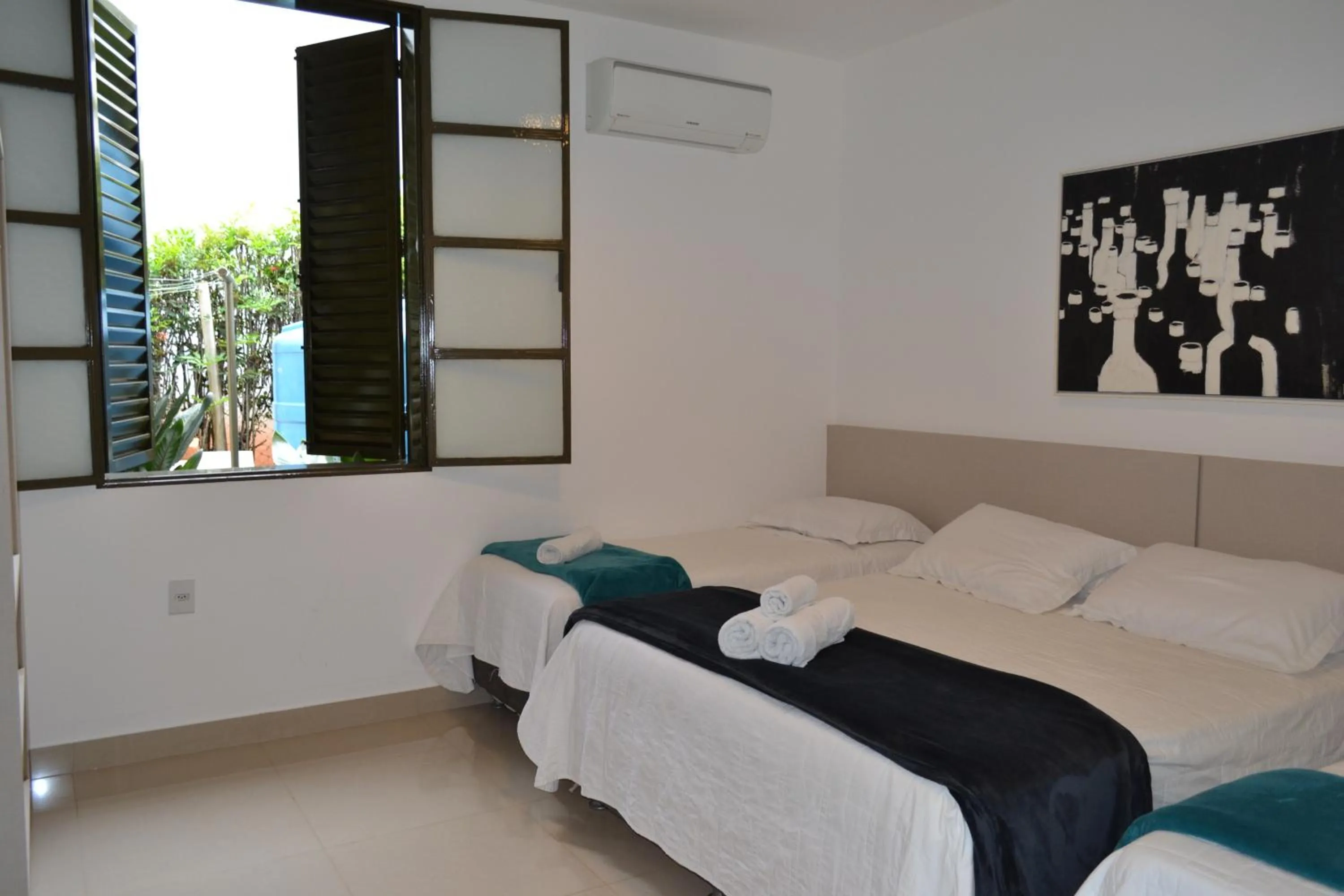 Bedroom, Bed in Pousada Suítes do Lago