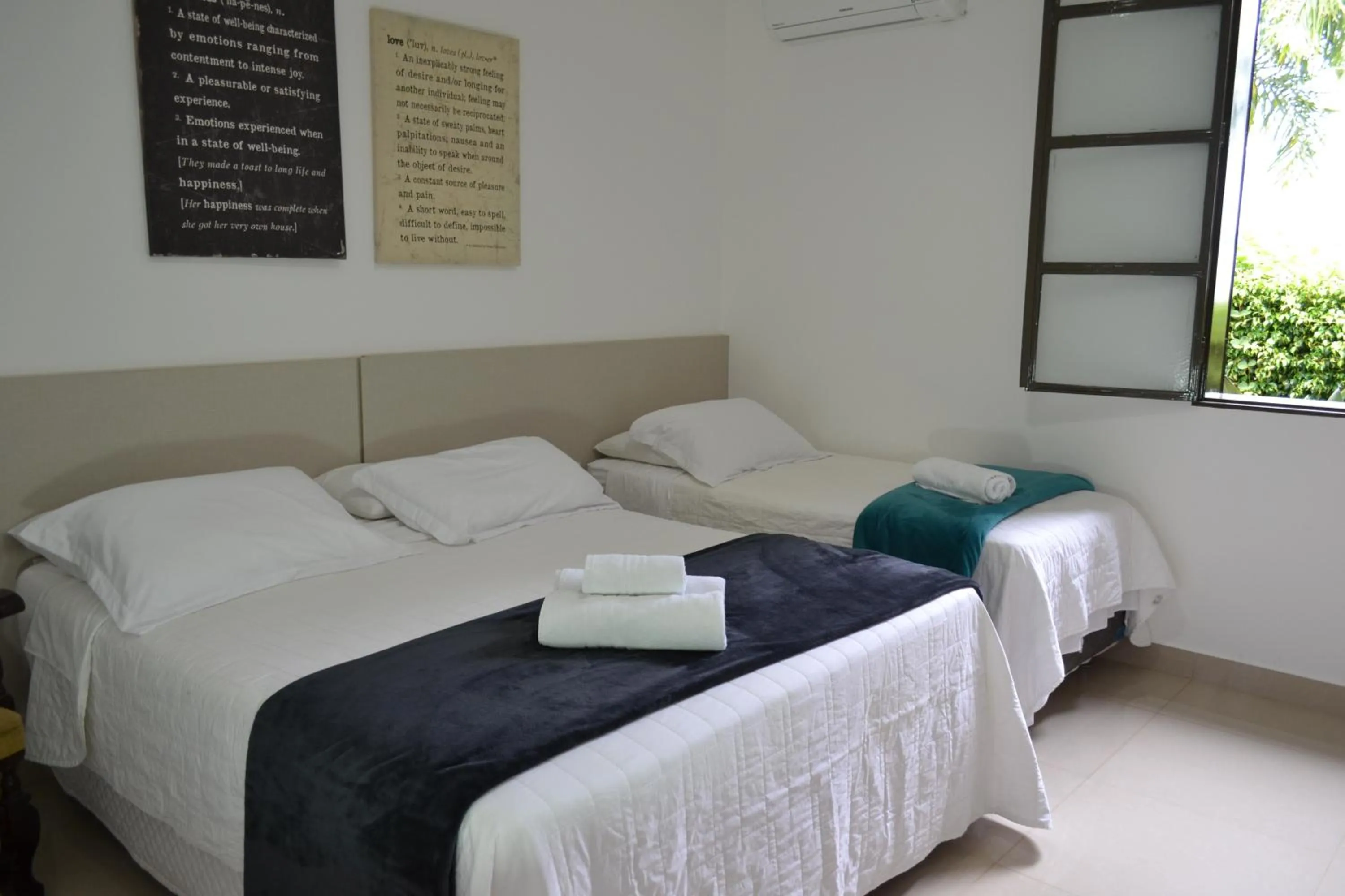 Bedroom, Bed in Pousada Suítes do Lago
