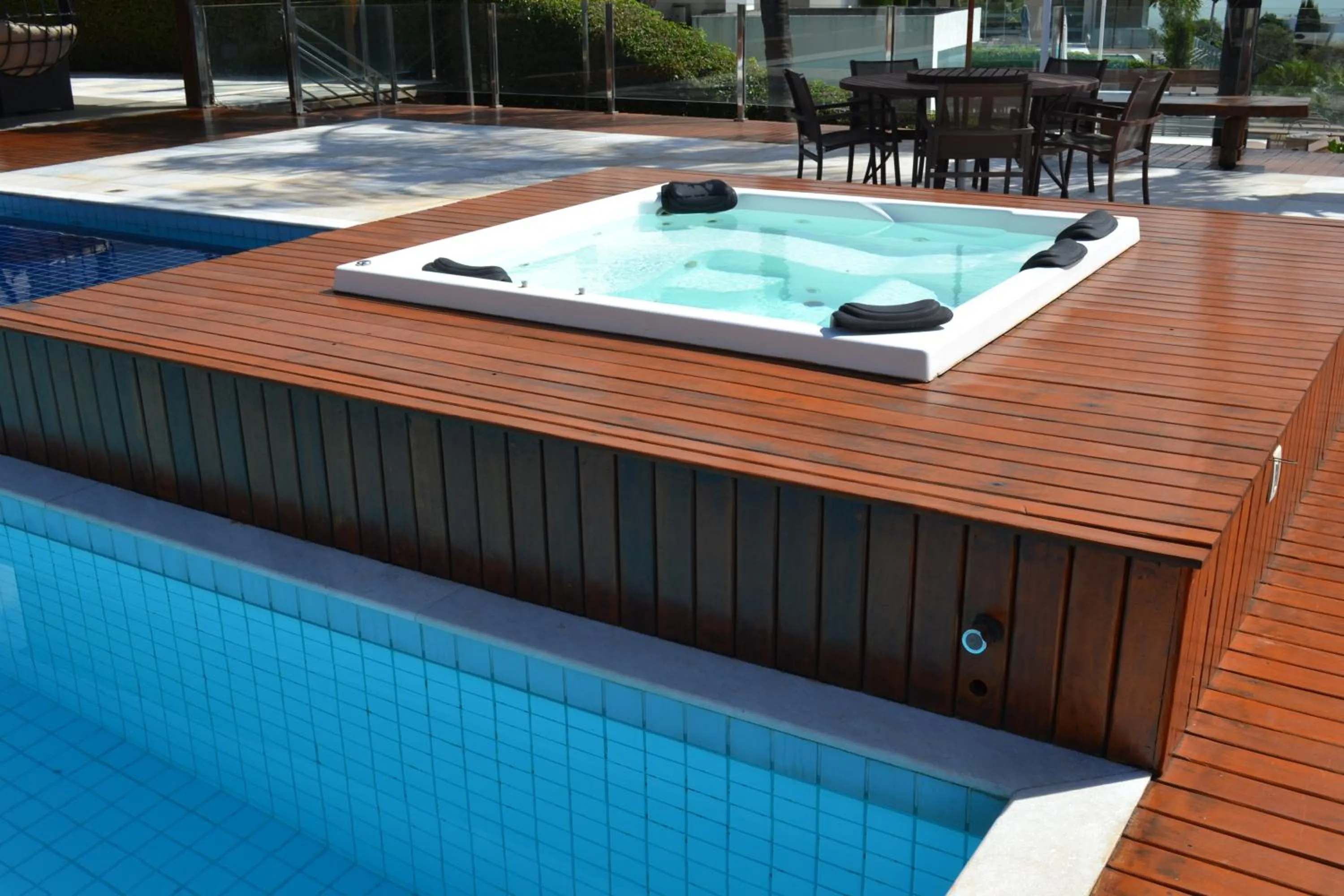 Swimming pool in Pousada Suítes do Lago