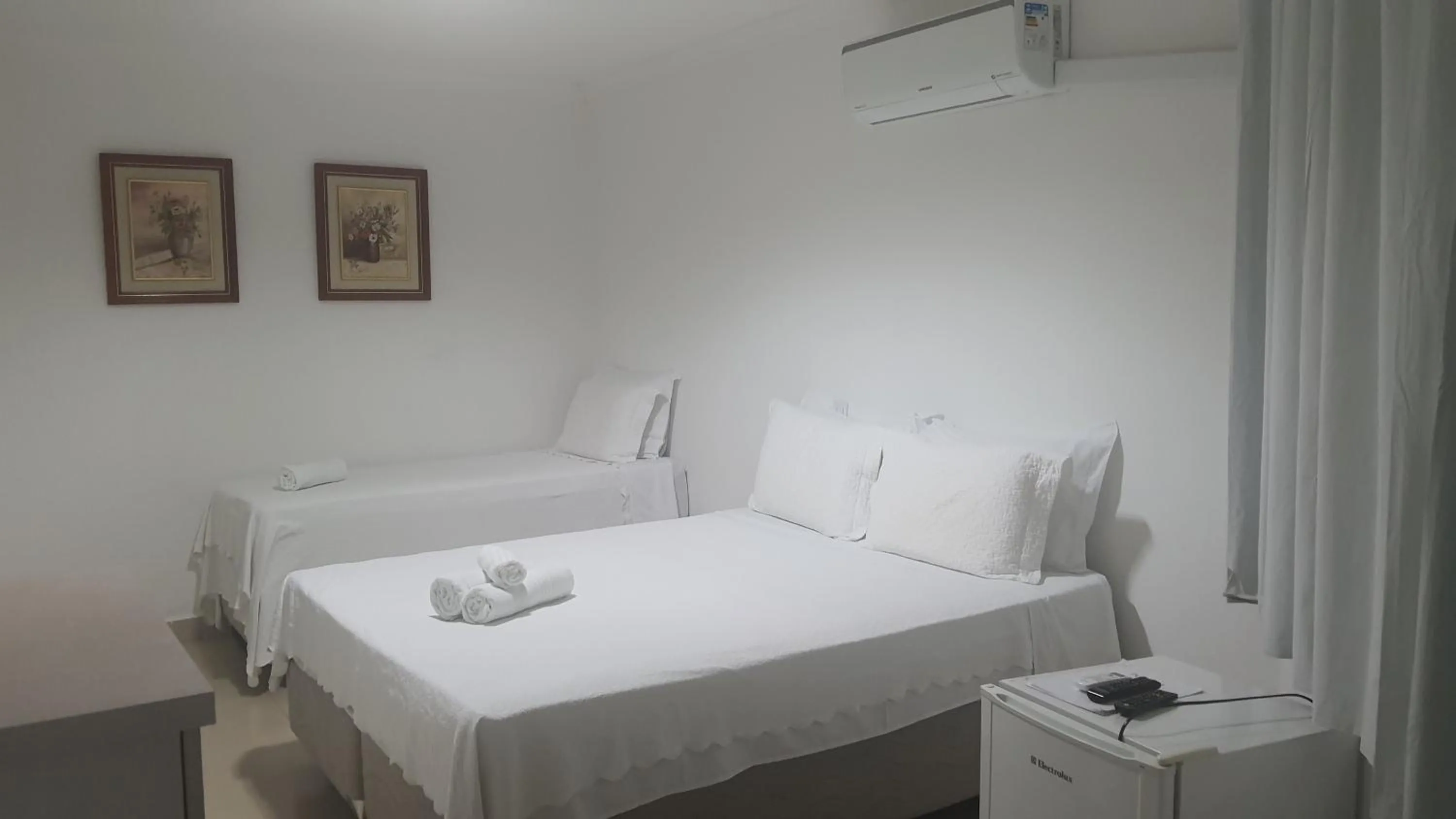 Bedroom, Bed in Pousada Suítes do Lago