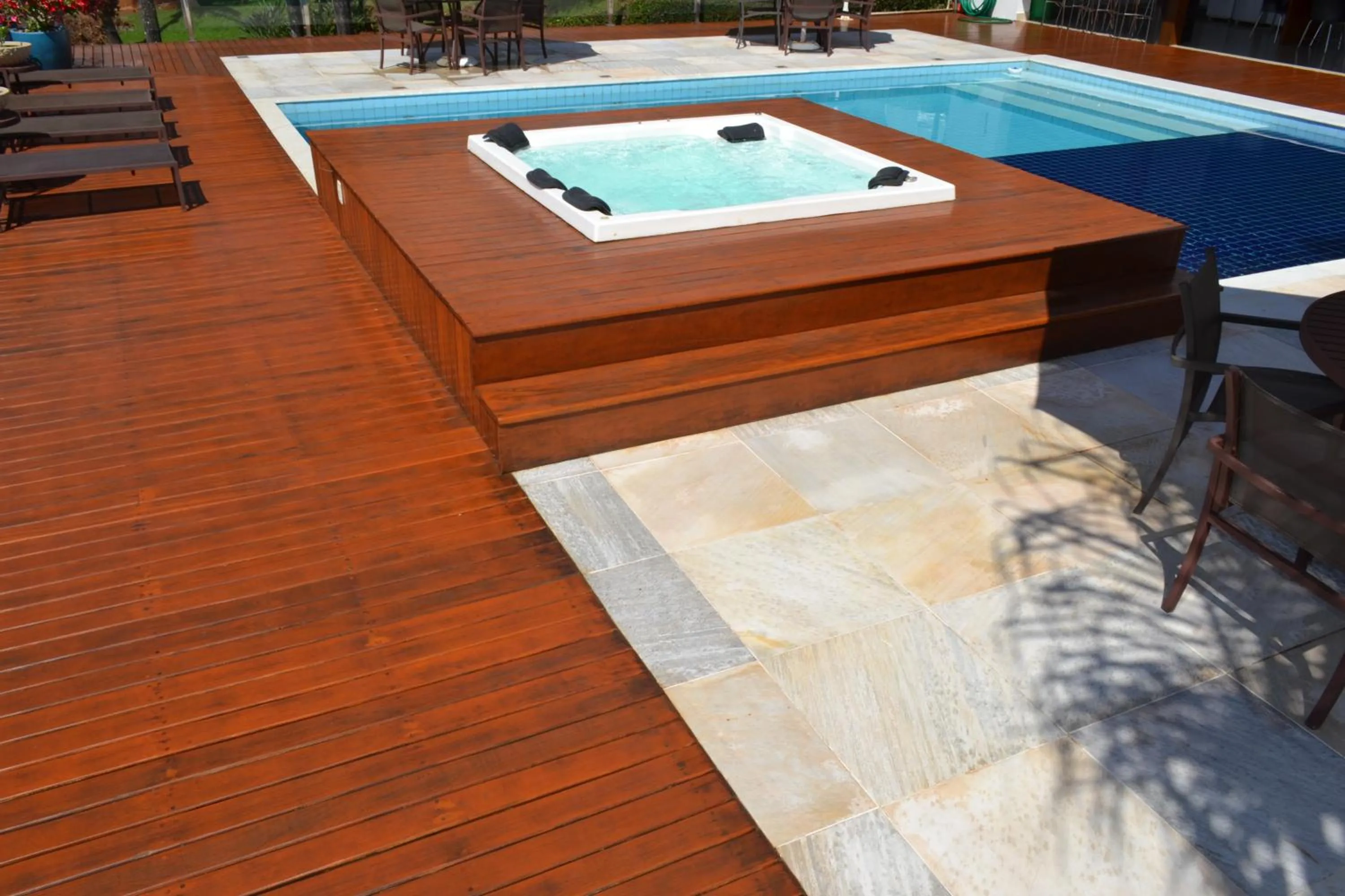Hot Tub in Pousada Suítes do Lago
