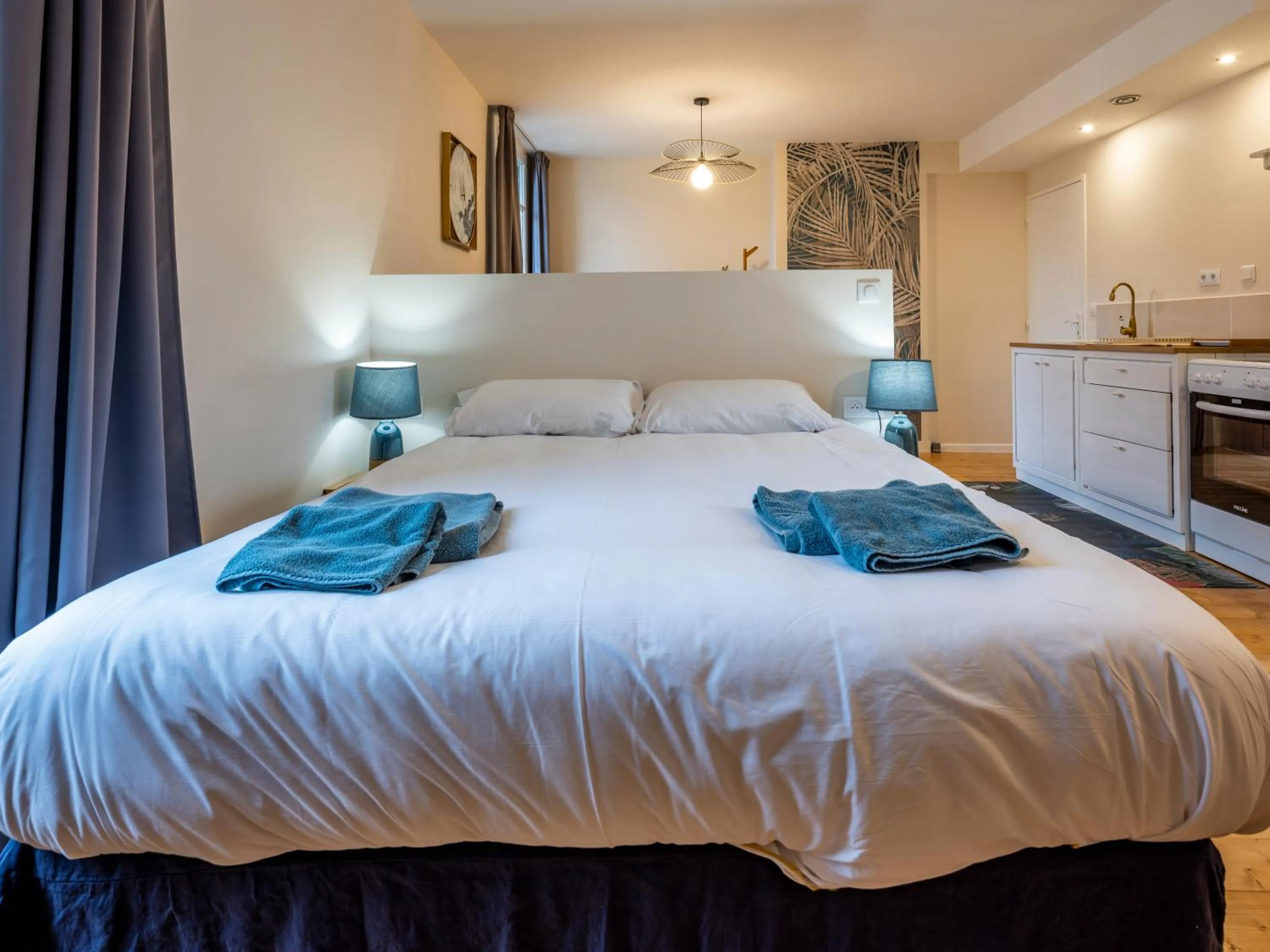 Bed in La Tour Pom'Pin