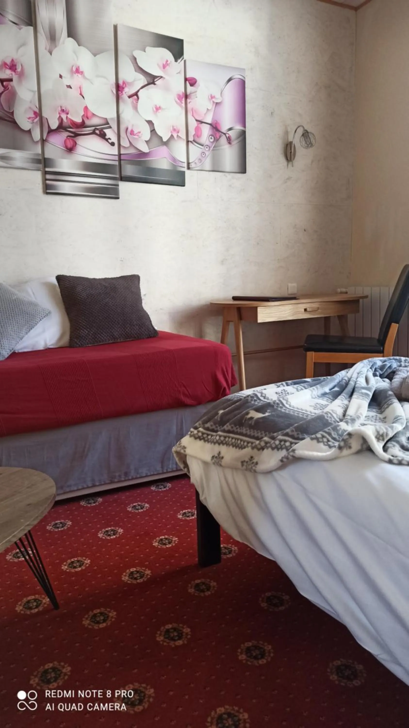 Bed in La Tour Pom'Pin