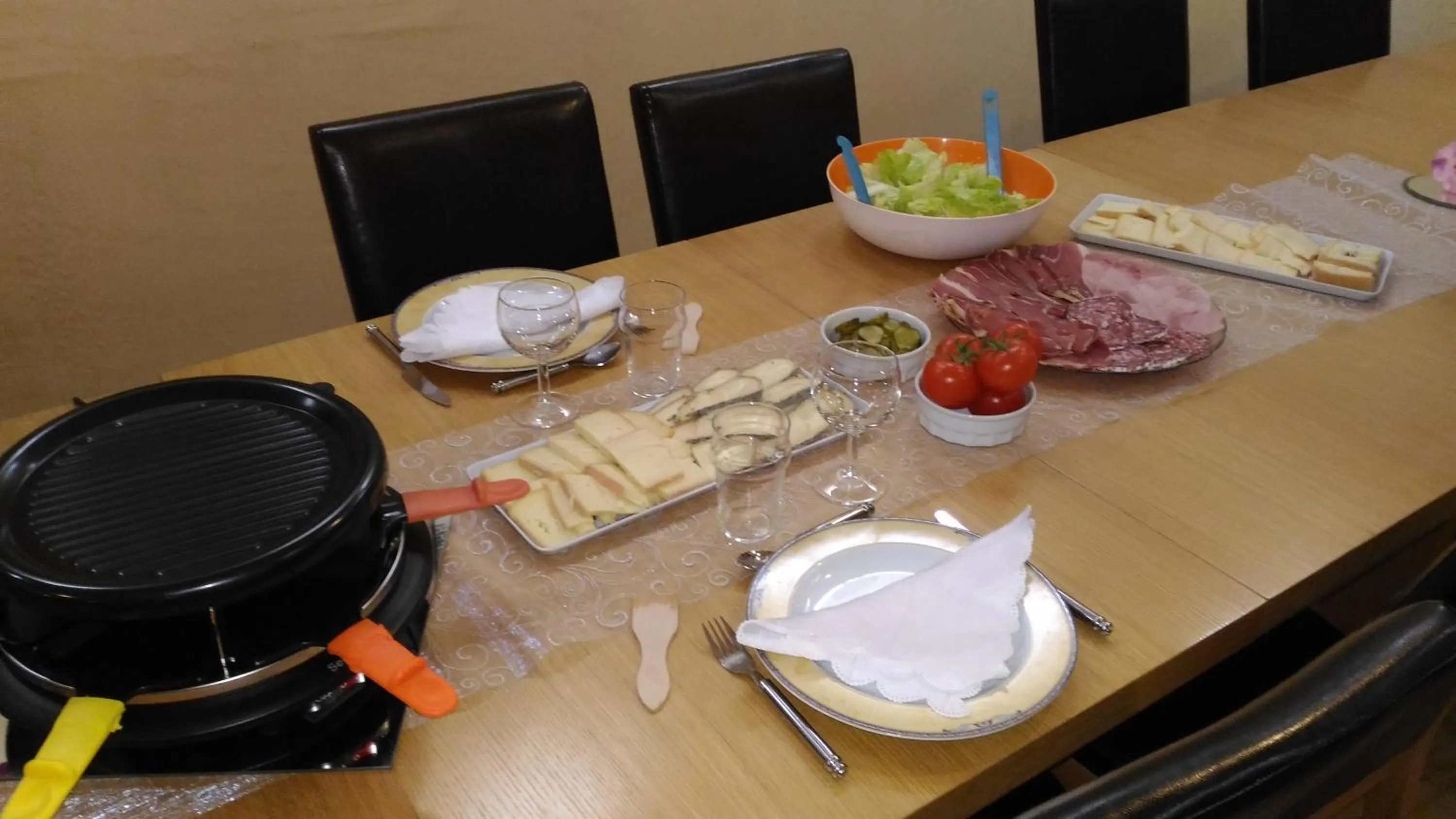 Dinner in La Tour Pom'Pin