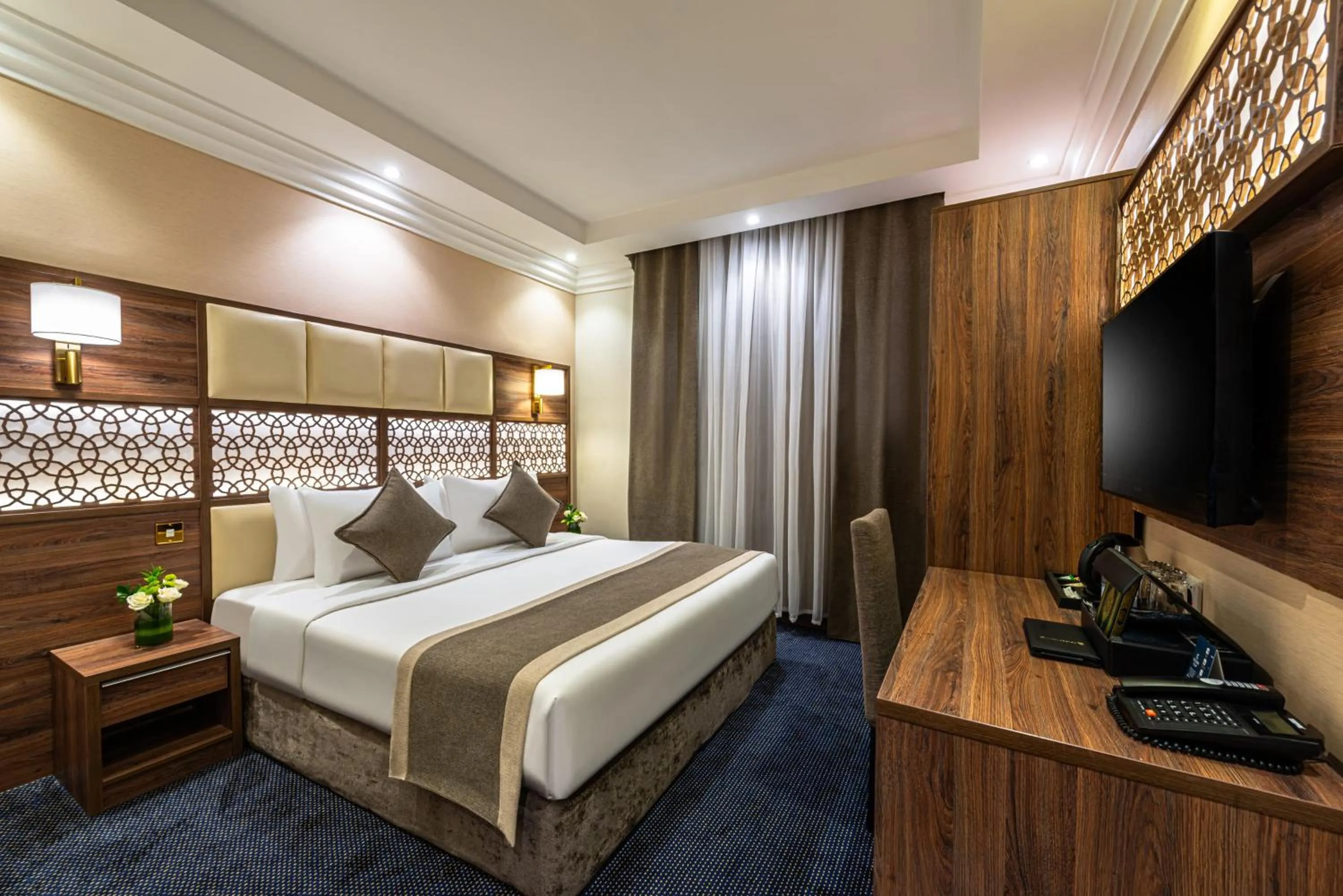 Bed in Golden Tulip Al-Zahabi