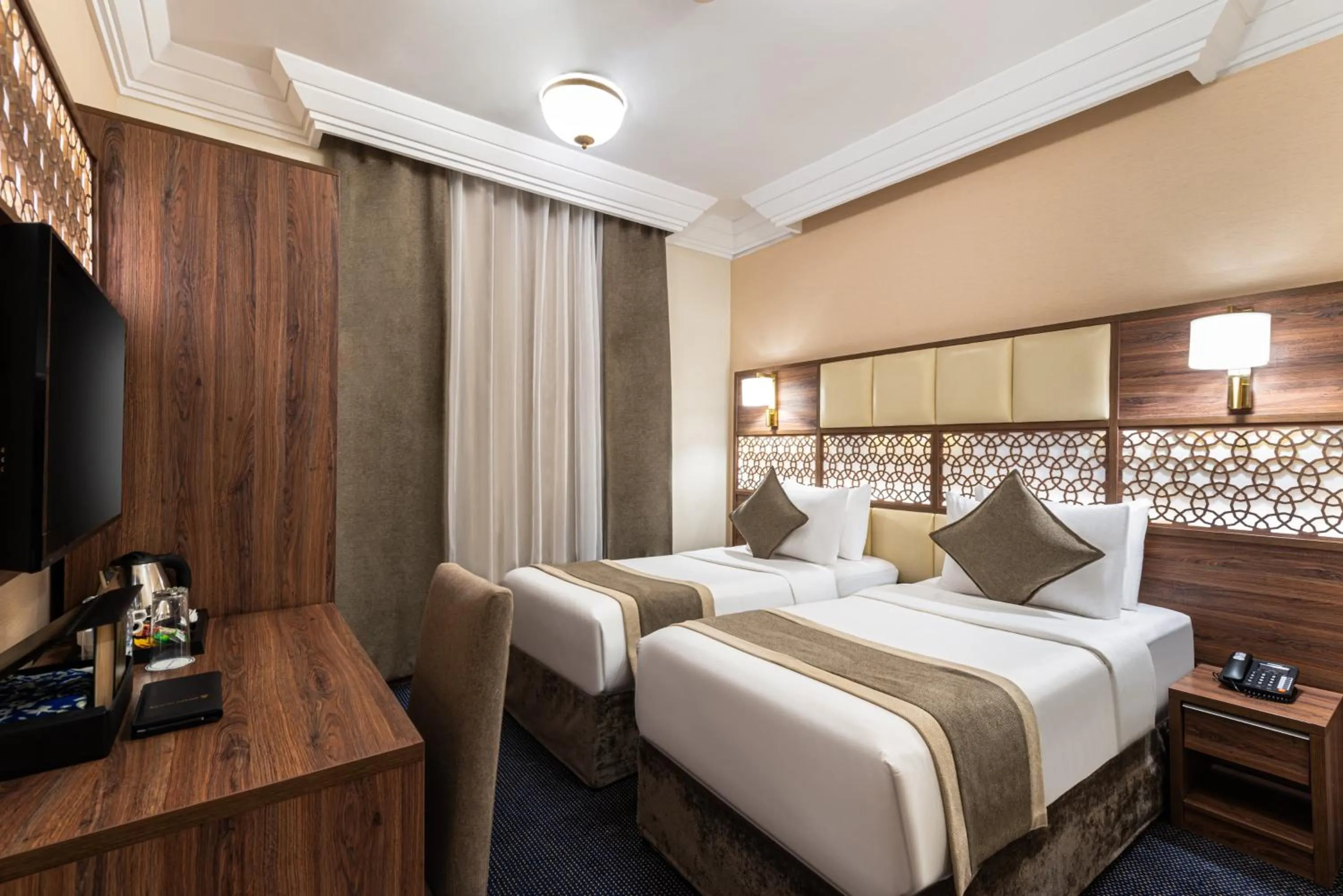 Bed in Golden Tulip Al-Zahabi