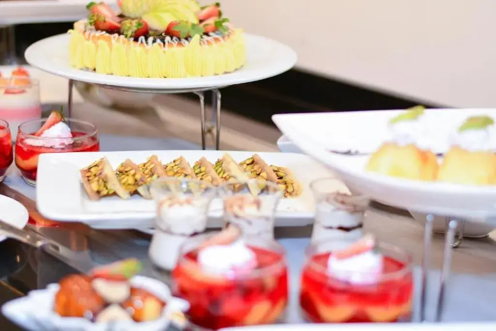 Restaurant/places to eat in Golden Tulip Al-Zahabi Restaurant/places to eat in Golden Tulip Al-Zahabi