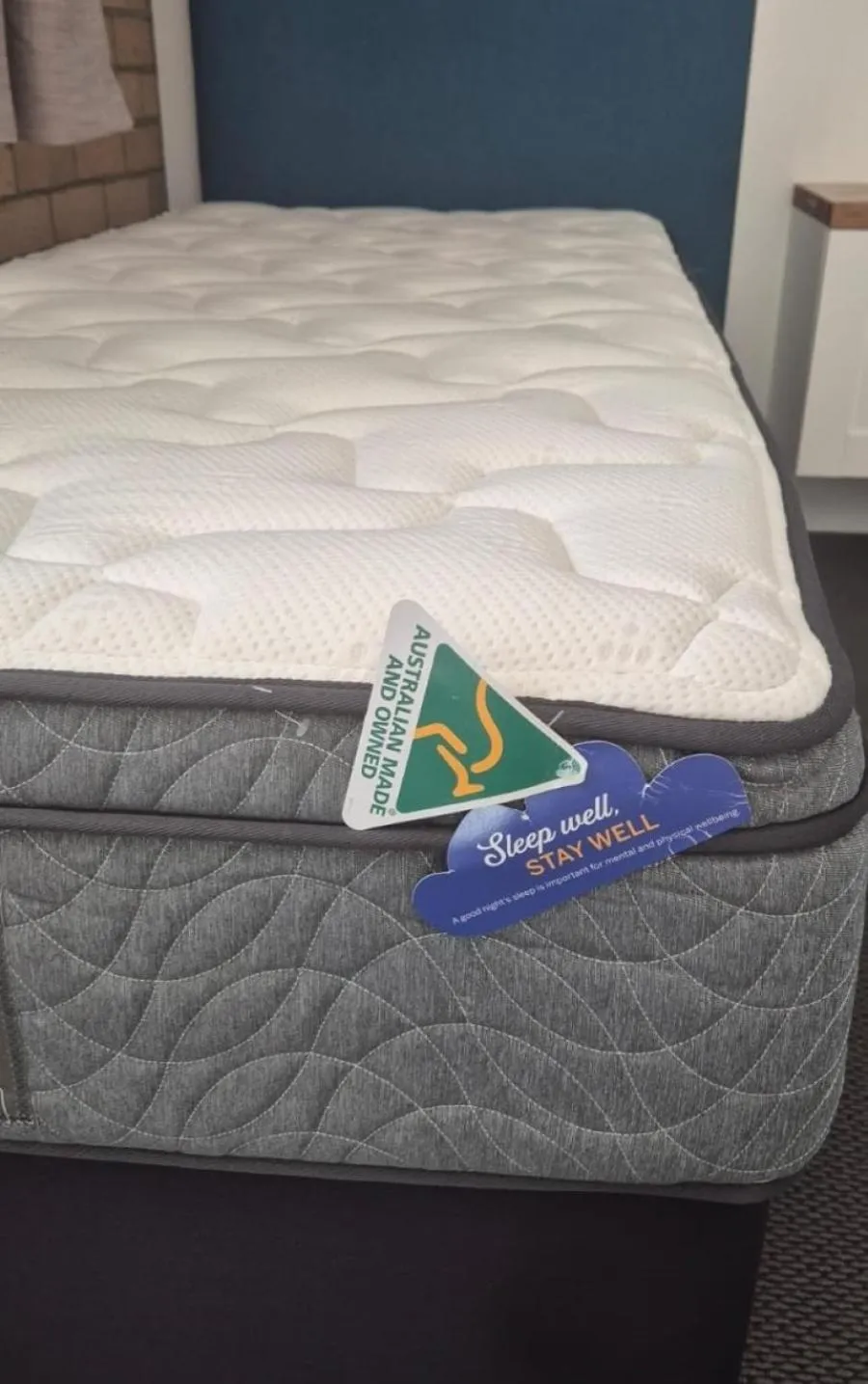 Bed in Deer Park Motor Inn Armidale