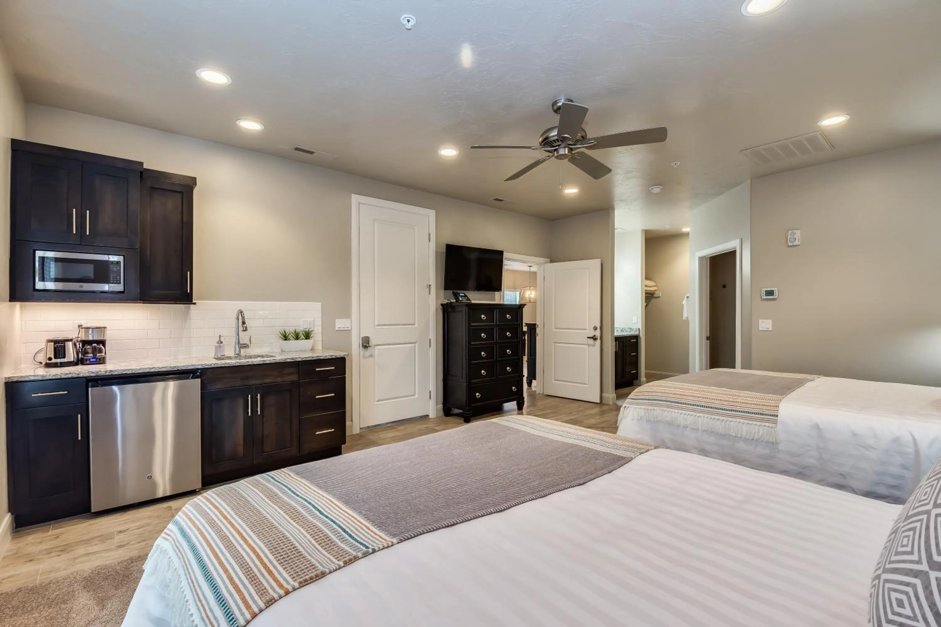 Bed in Watchman Villas